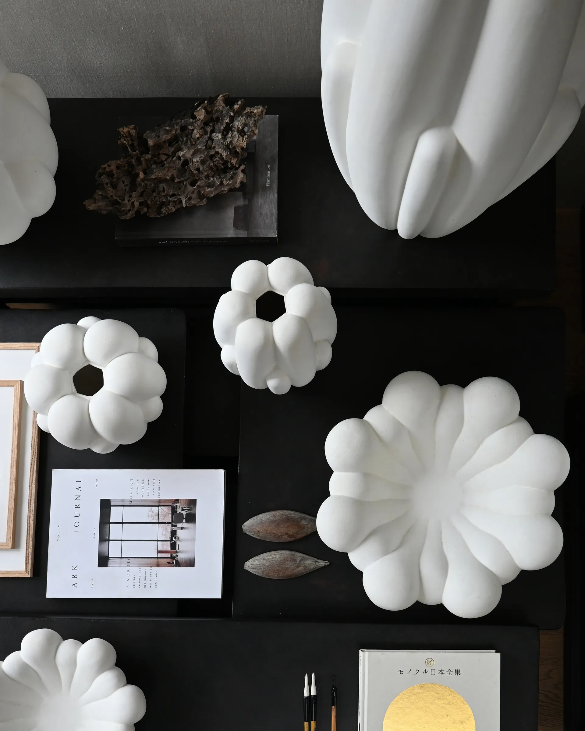 Bloom maljakko petit 22,5x24 cm, Bone white 101 Copenhagen