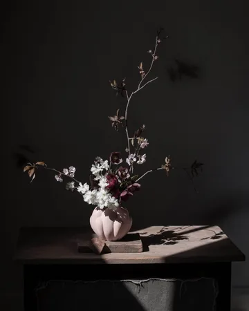 Bloom maljakko petit 22,5x24 cm - ruusu - 101 Copenhagen