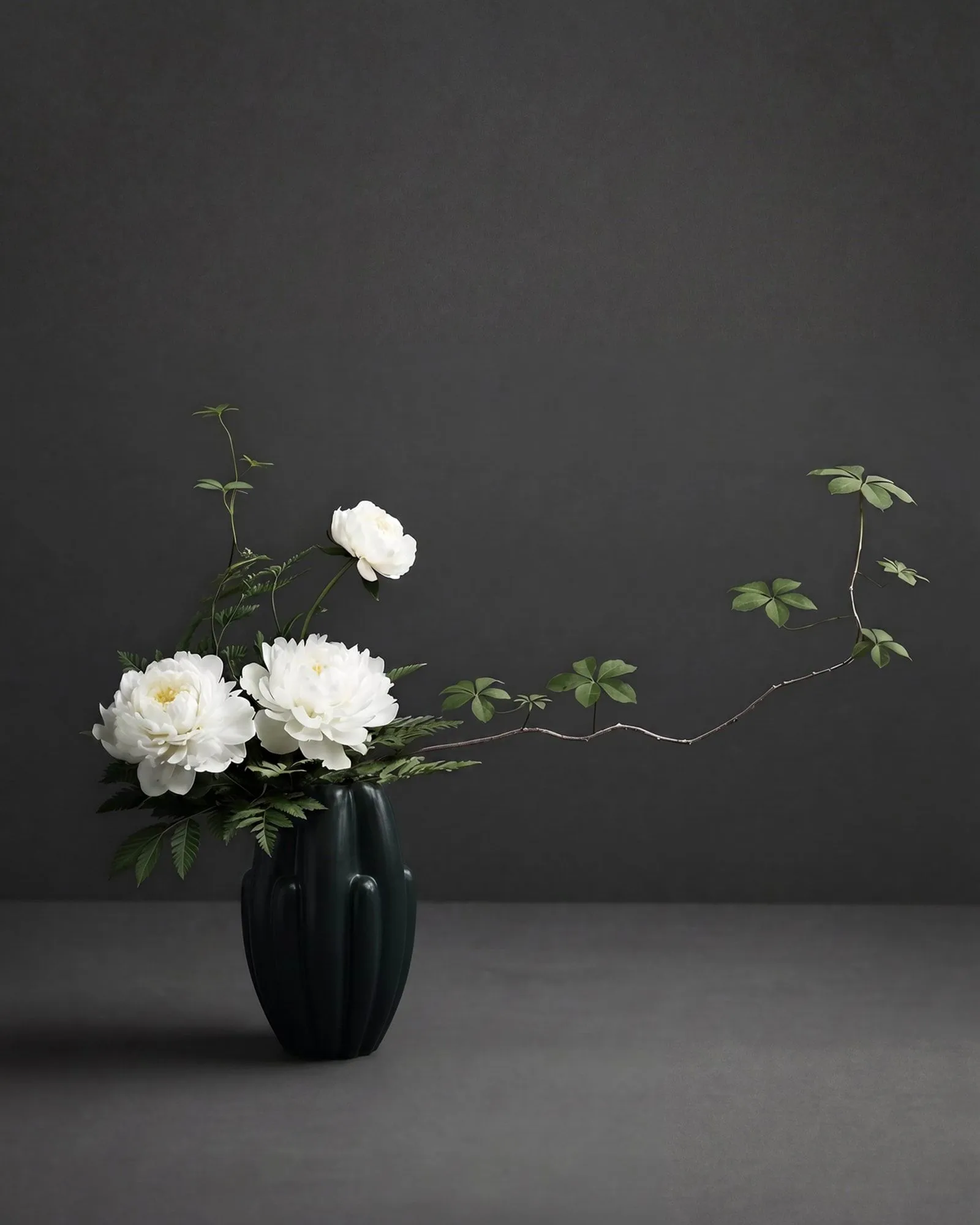 Bloom slim maljakko mini 34x19,5 cm, tummanvihreä 101 Copenhagen