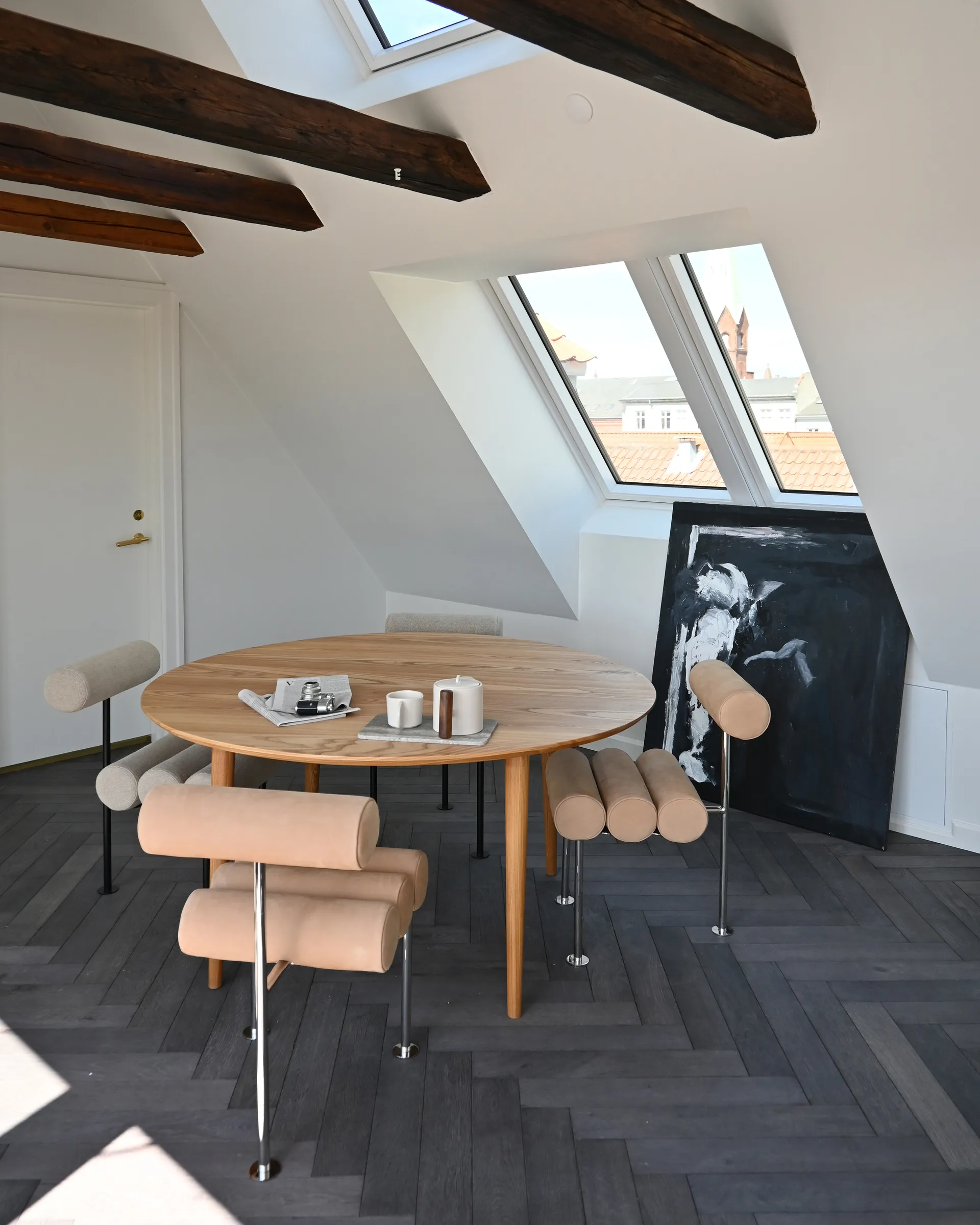 Hiro ruokatuoli, Stainless steel-nubuck 101 Copenhagen