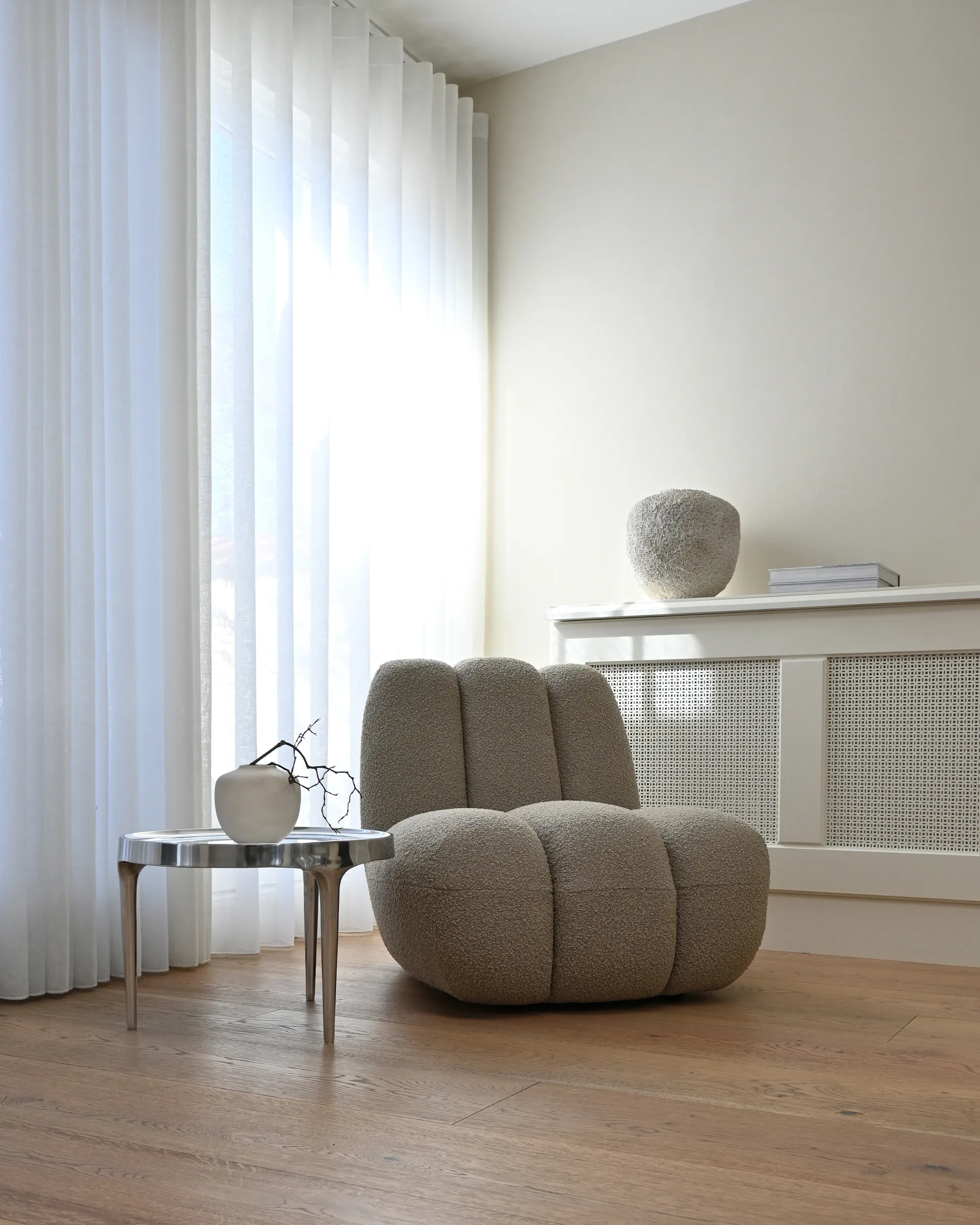 Phantom sivupöytä, Chrome low 101 Copenhagen