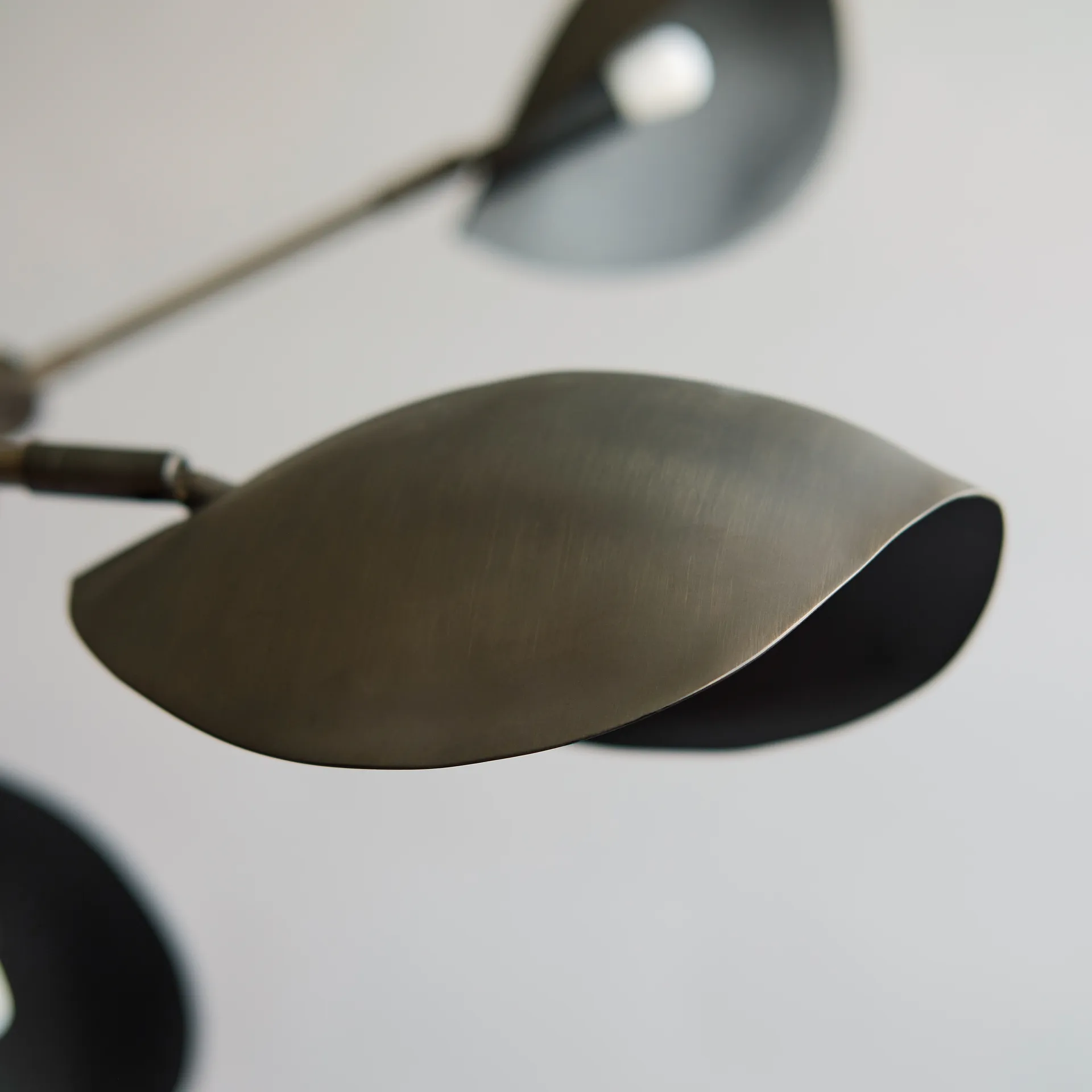 Stingray Chandelier -kattokruunu, Bronze 101 Copenhagen