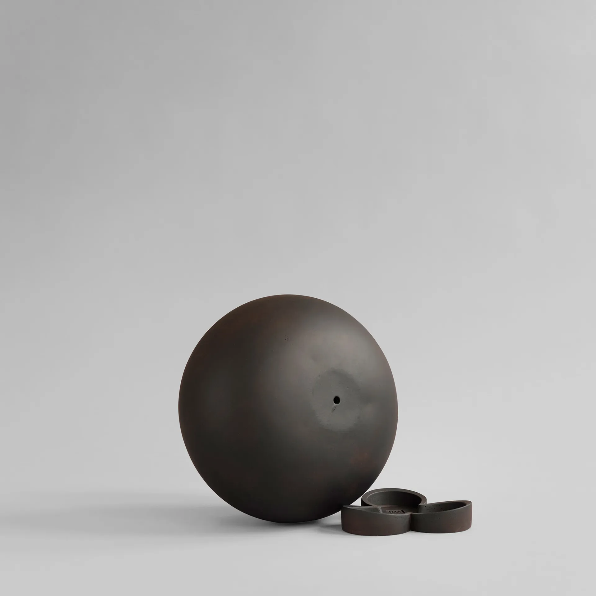 Urchin ruukku mini Ø 35 cm, Coffee 101 Copenhagen