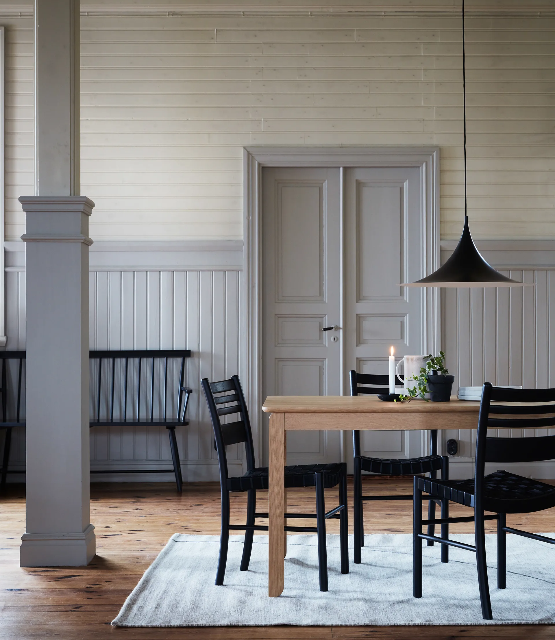 Alfred ruokapöytä 90x220 cm, Valkopigmentoitu tammi 1898