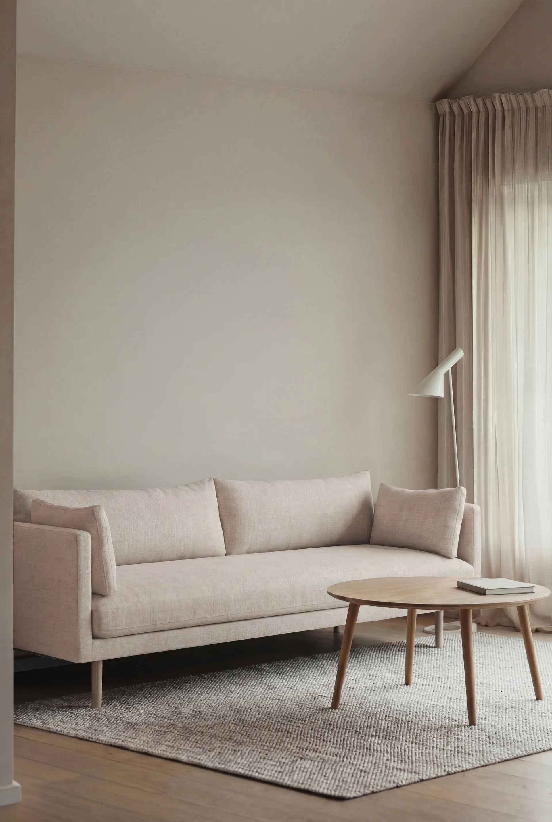 Linnevik sohva, Caleido Beige 9600-valkoöljytty tammi, 4-istuttava, ilman helmahametta 1898