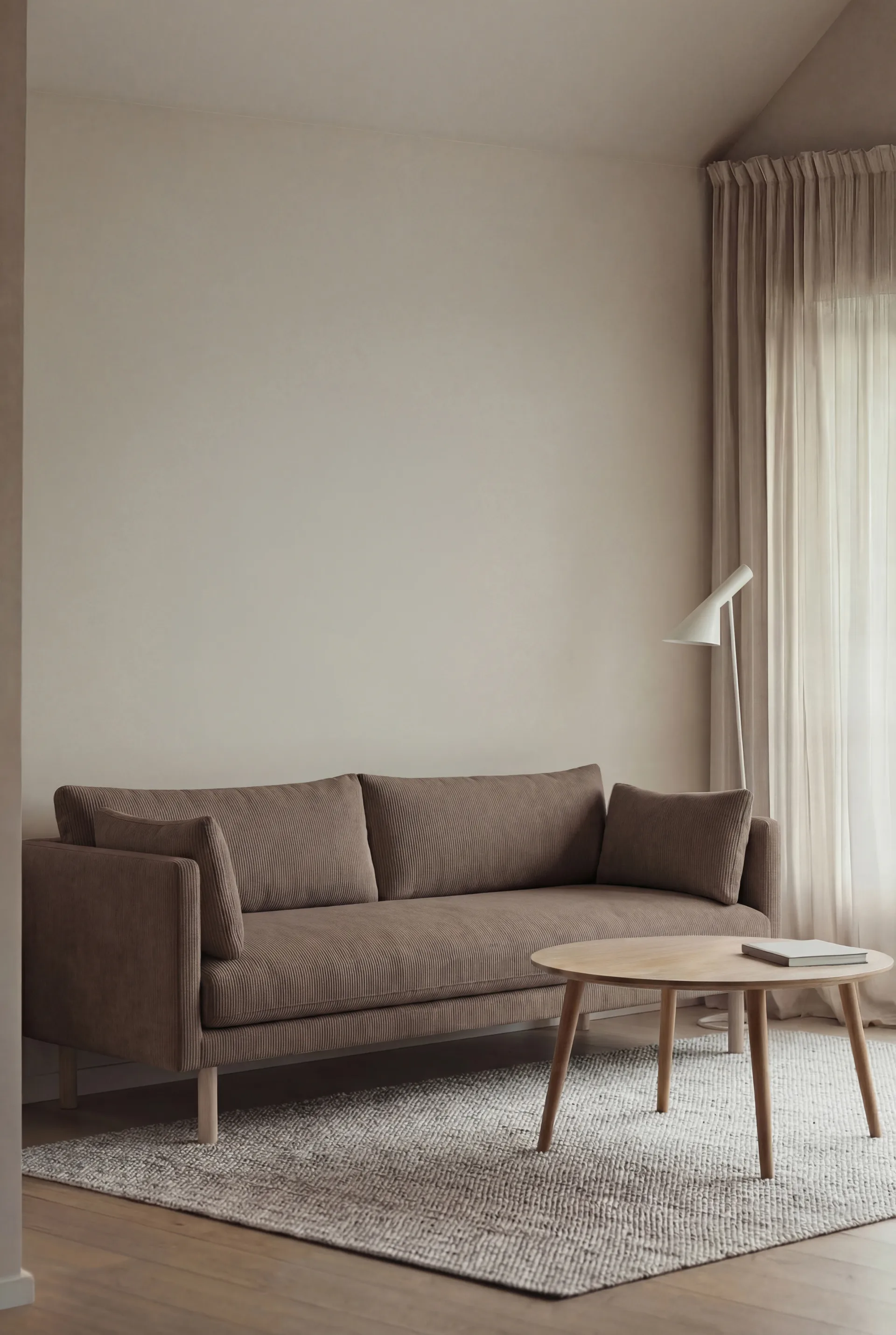 Linnevik sohva, Jump Brown 1955 1955-valkoöljytty tammi, 3-sits 1898