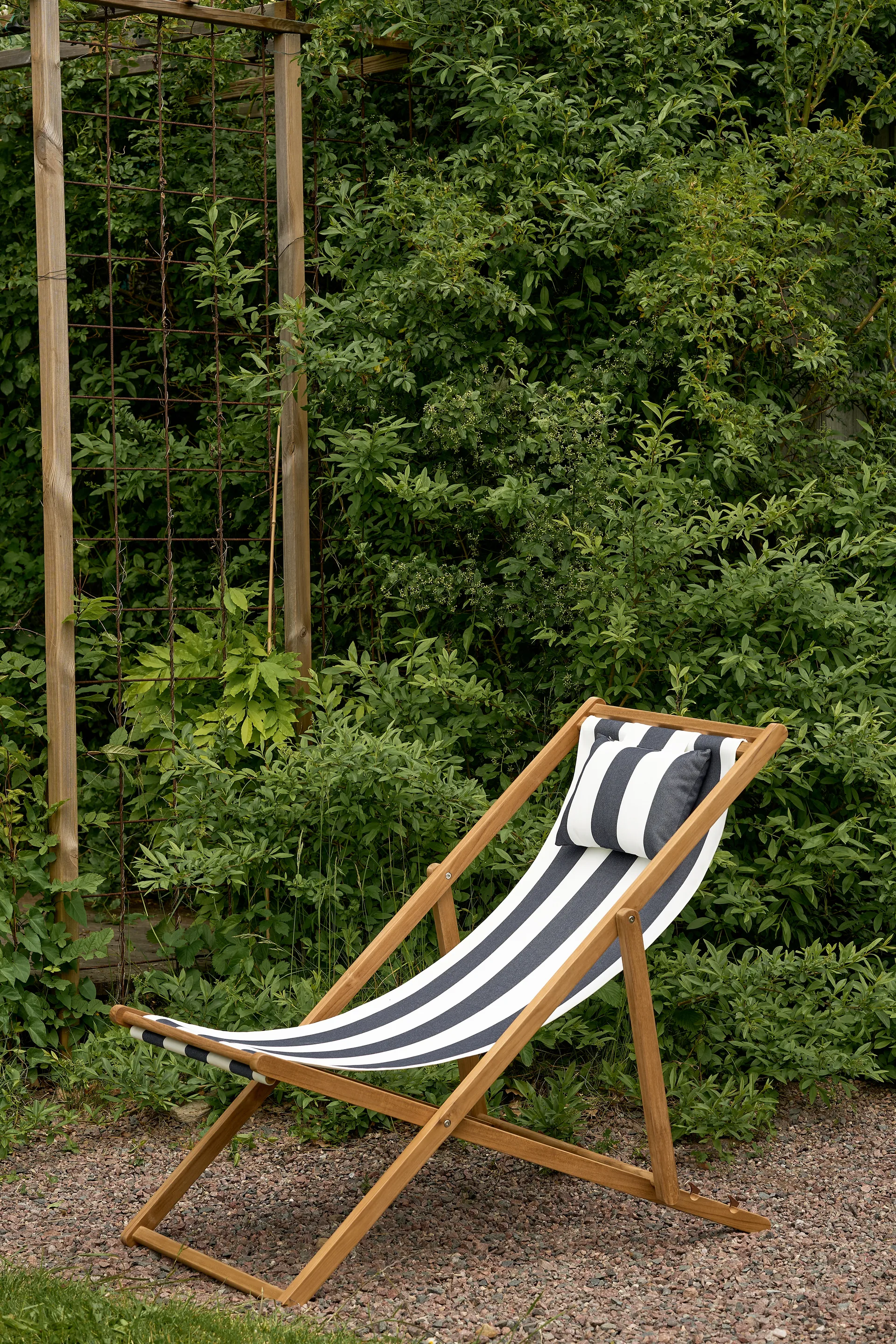 Lyckesand aurinkotuoli, Teak-blue 1898