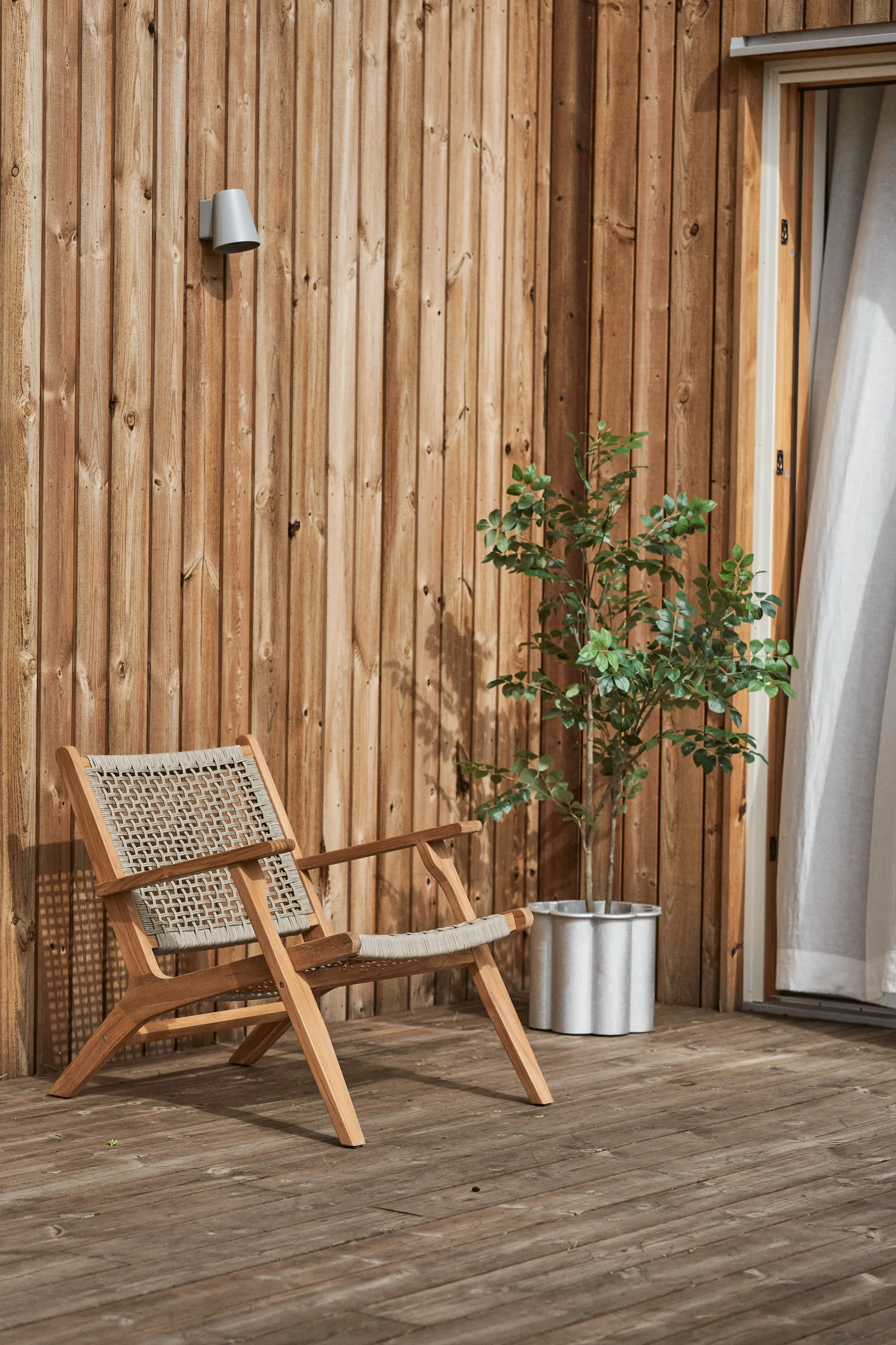 Sandvik loungenojatuoli, Tiikki 1898