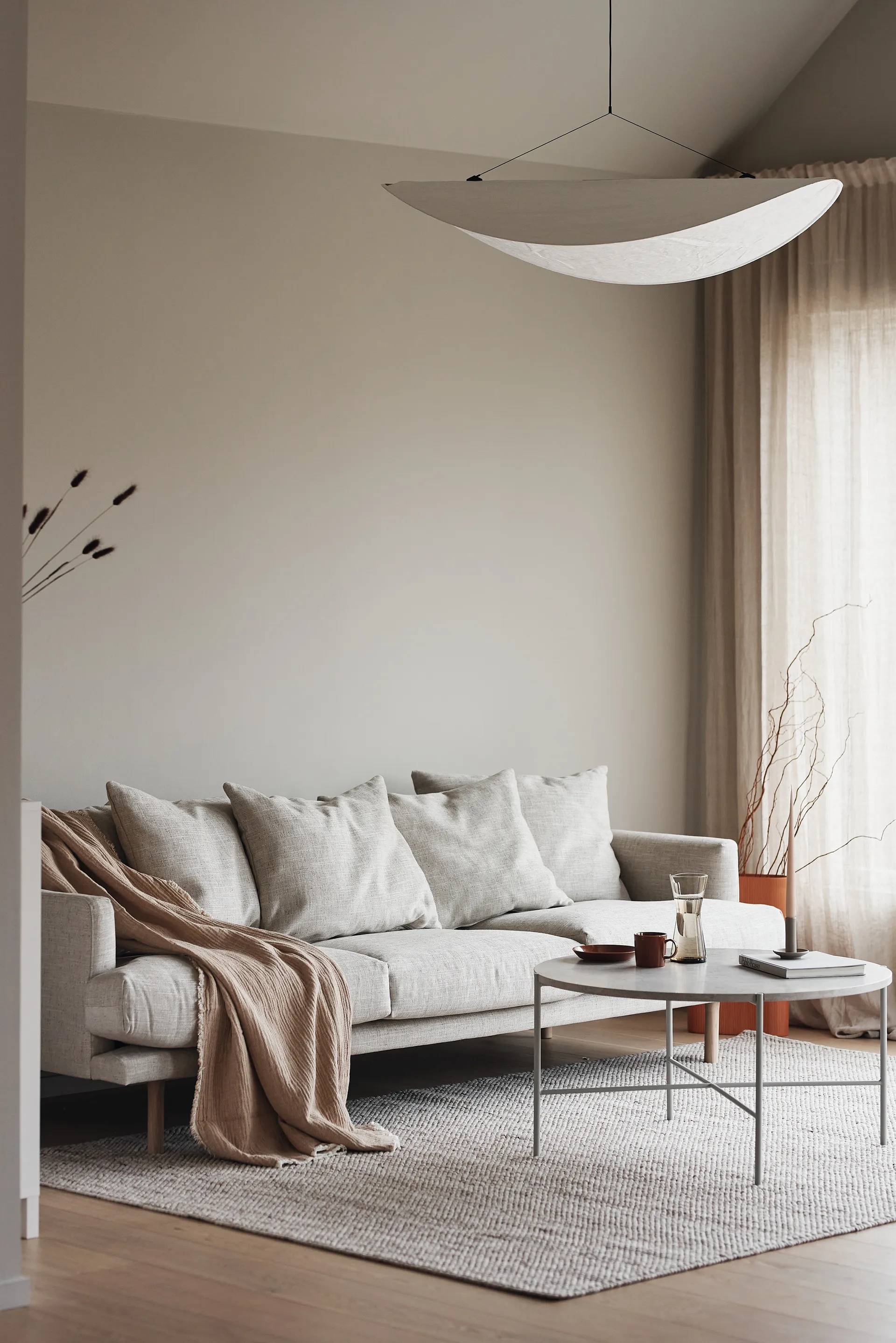 Sjövik-sohva, Bern Beige 0341-valkoöljytty tammi, 3,5-istuttava 1898