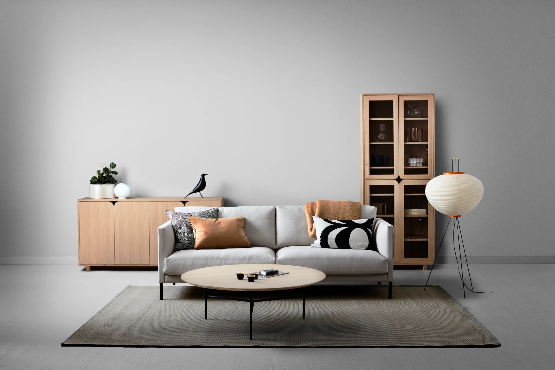 Vidja sivupöytä, Valkoinenpigmenterad tammi 1898