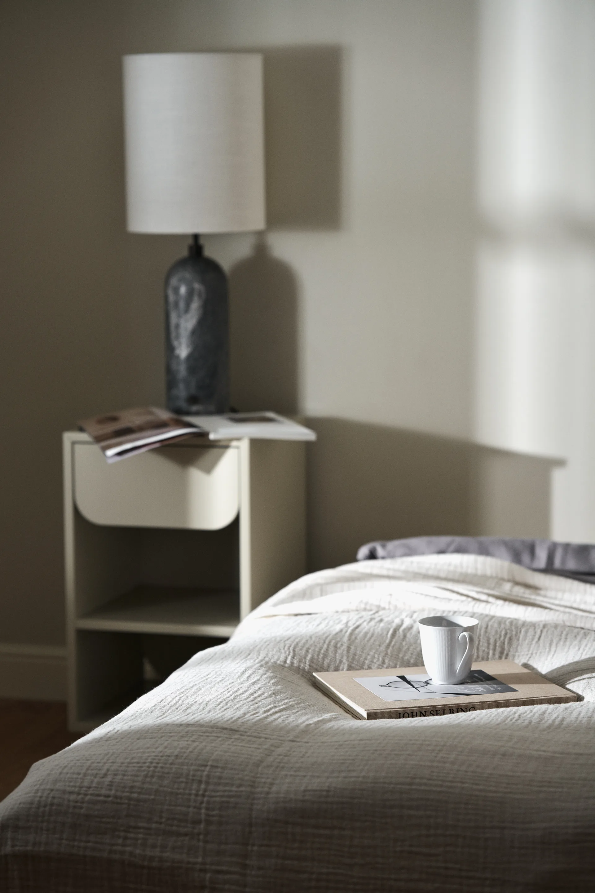 Vidja yöpöytä, Hiekka 1898