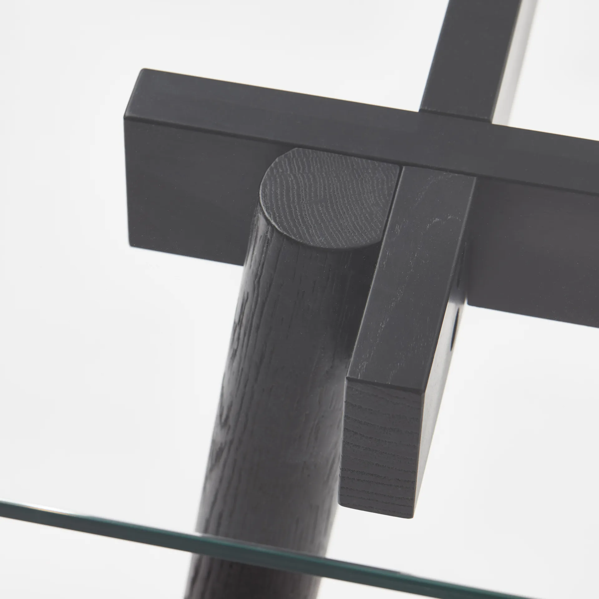 Corners ruokapöytä, Tammi mustaksi petsattu, lasi A2