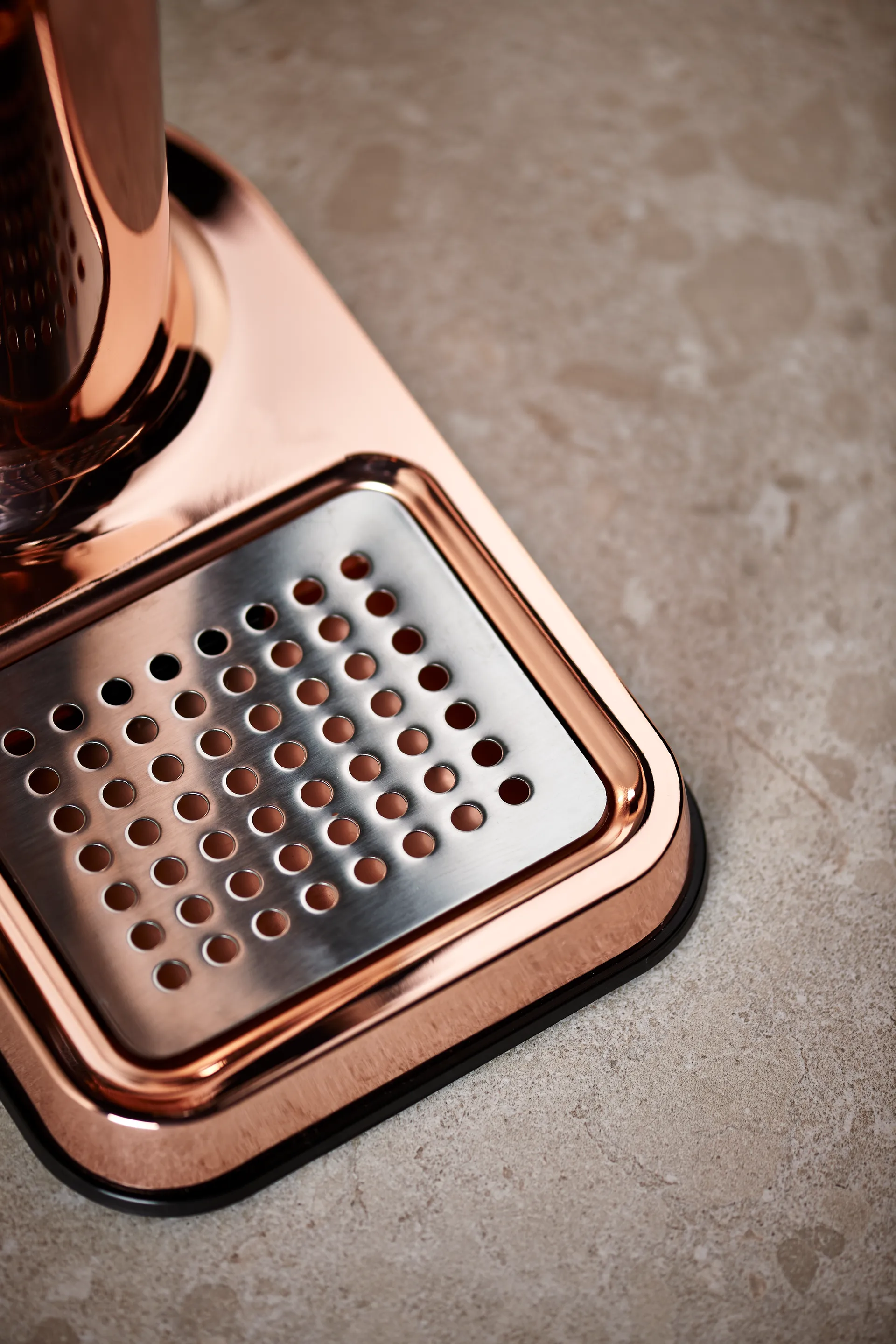 Carbonator 3 Hiilihapotuslaite, Kupari Aarke