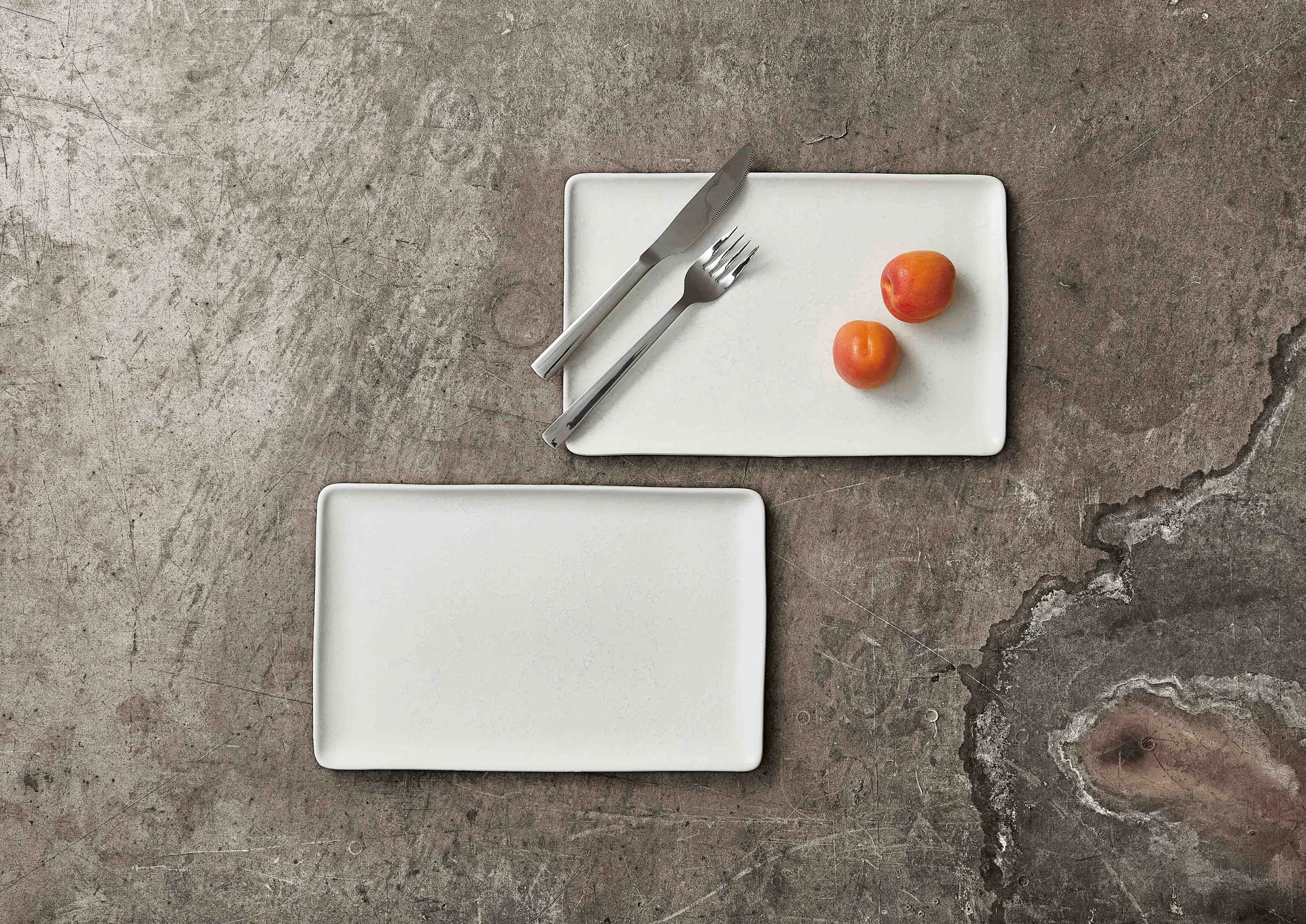 Raw lautanen 31,5x20 cm, Arctic white Aida