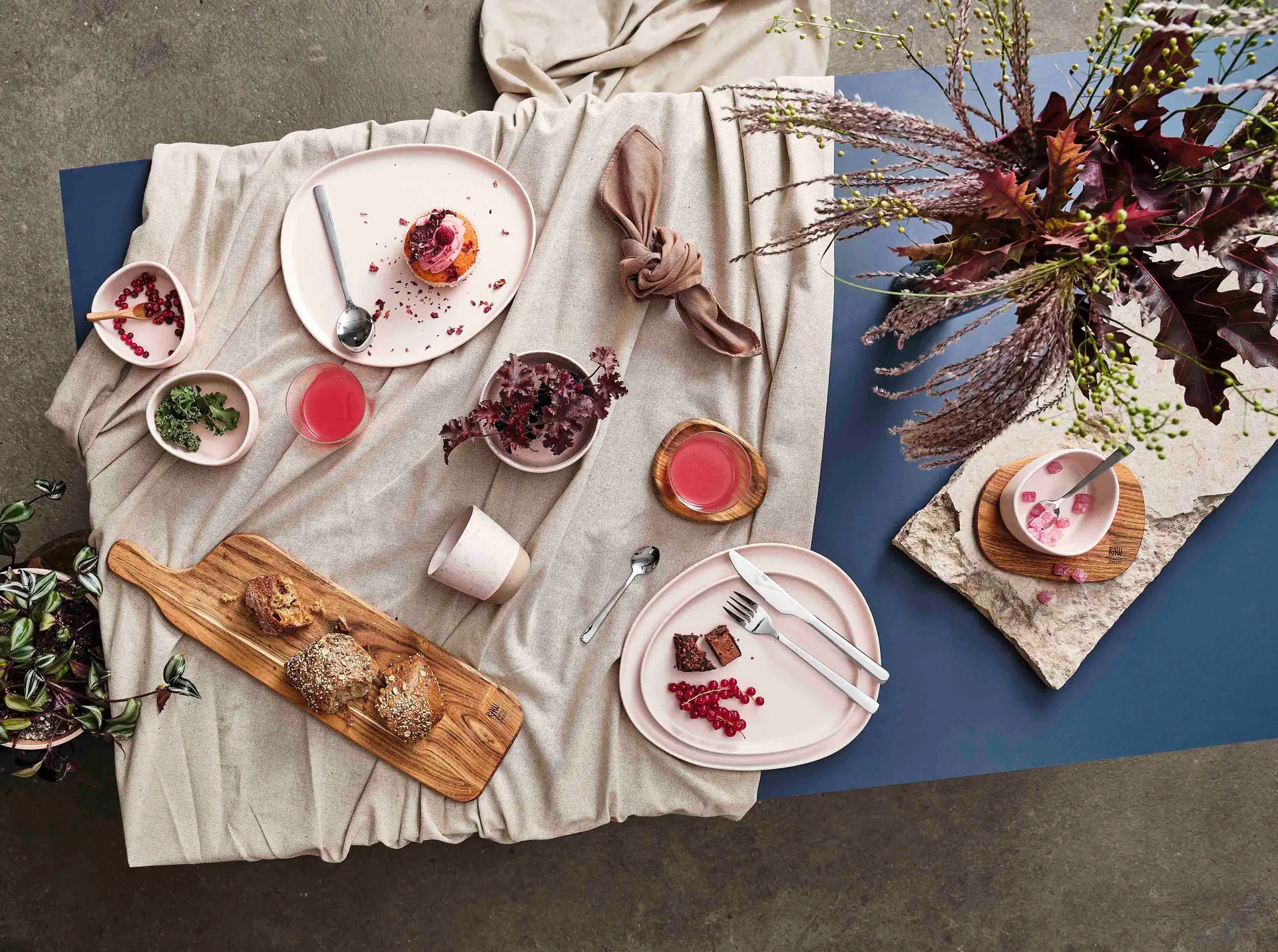 Raw Organic -lautanen 29 x 25 cm, Nordic Nude Aida