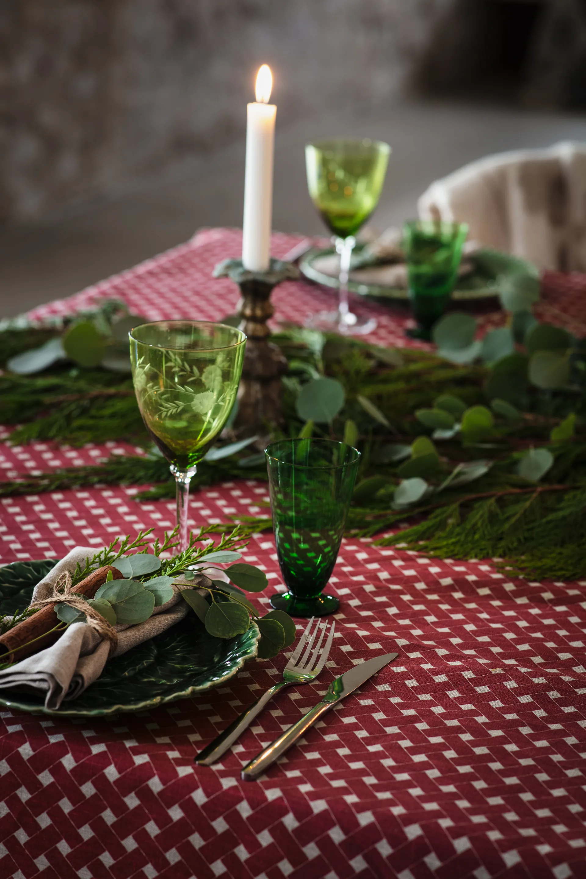 Korg kangas, Punainen Almedahls