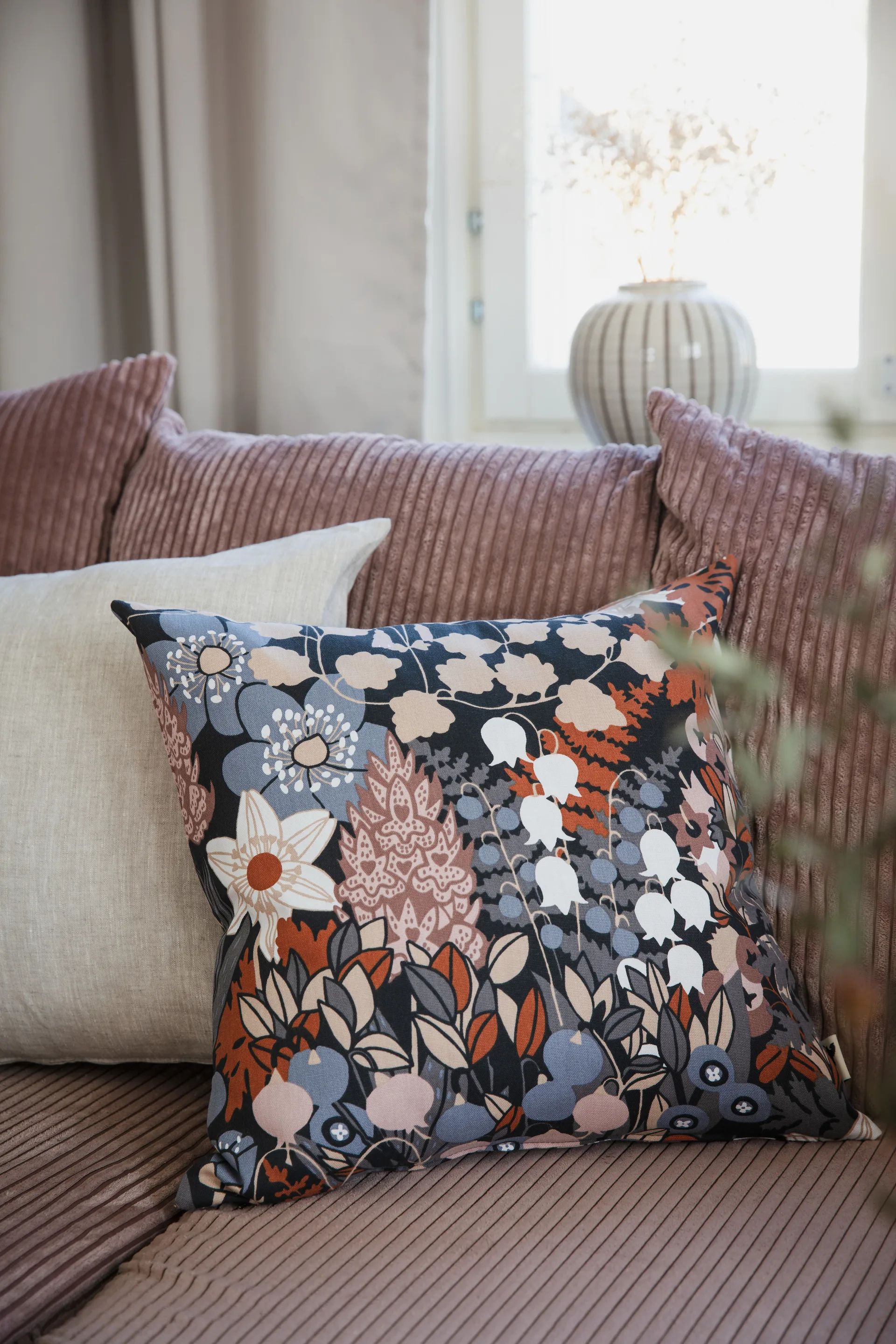 Skogen tyynynpäällinen 47x47 cm, Siniruskea Almedahls