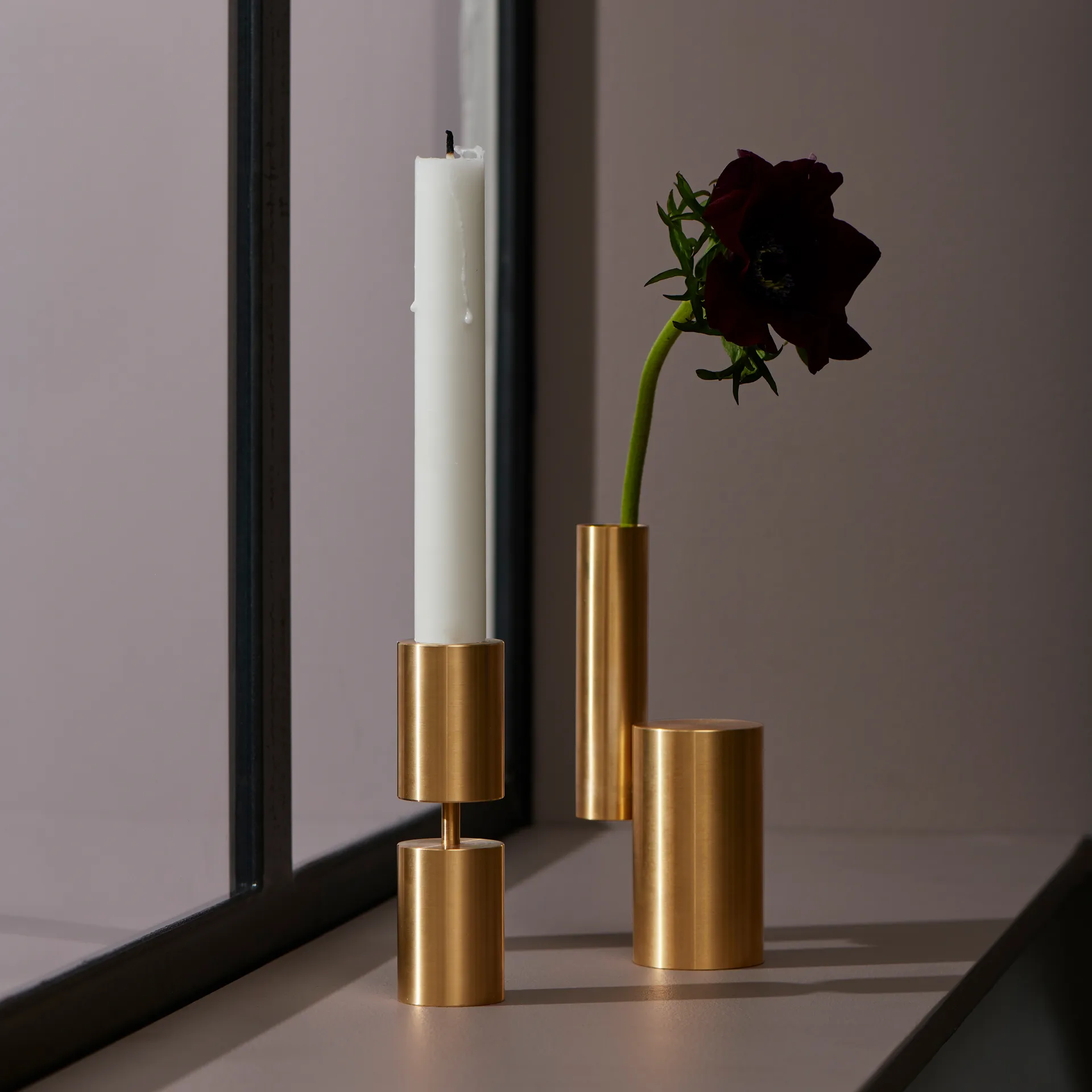 Solid kynttilänjalka, Messinki Applicata