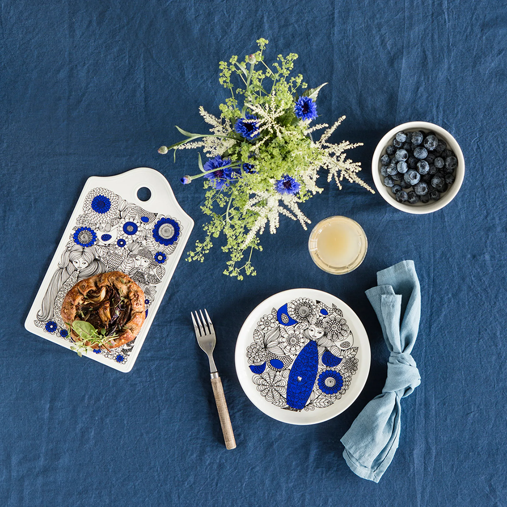 Pastoraali lautanen Ø19 cm, Sininen Arabia