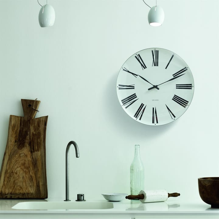 Arne Jacobsen Roman seinäkello - Ø 48 cm - Arne Jacobsen Clocks