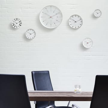 Arne Jacobsenin Bankers kello - Ø 120 mm - Arne Jacobsen Clocks