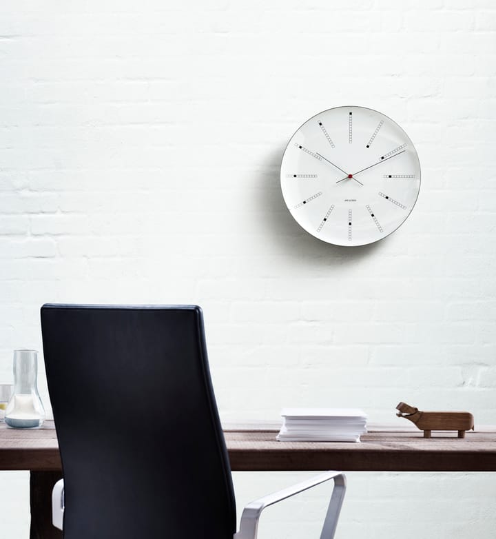 Arne Jacobsenin Bankers kello - Ø 290 mm - Arne Jacobsen Clocks