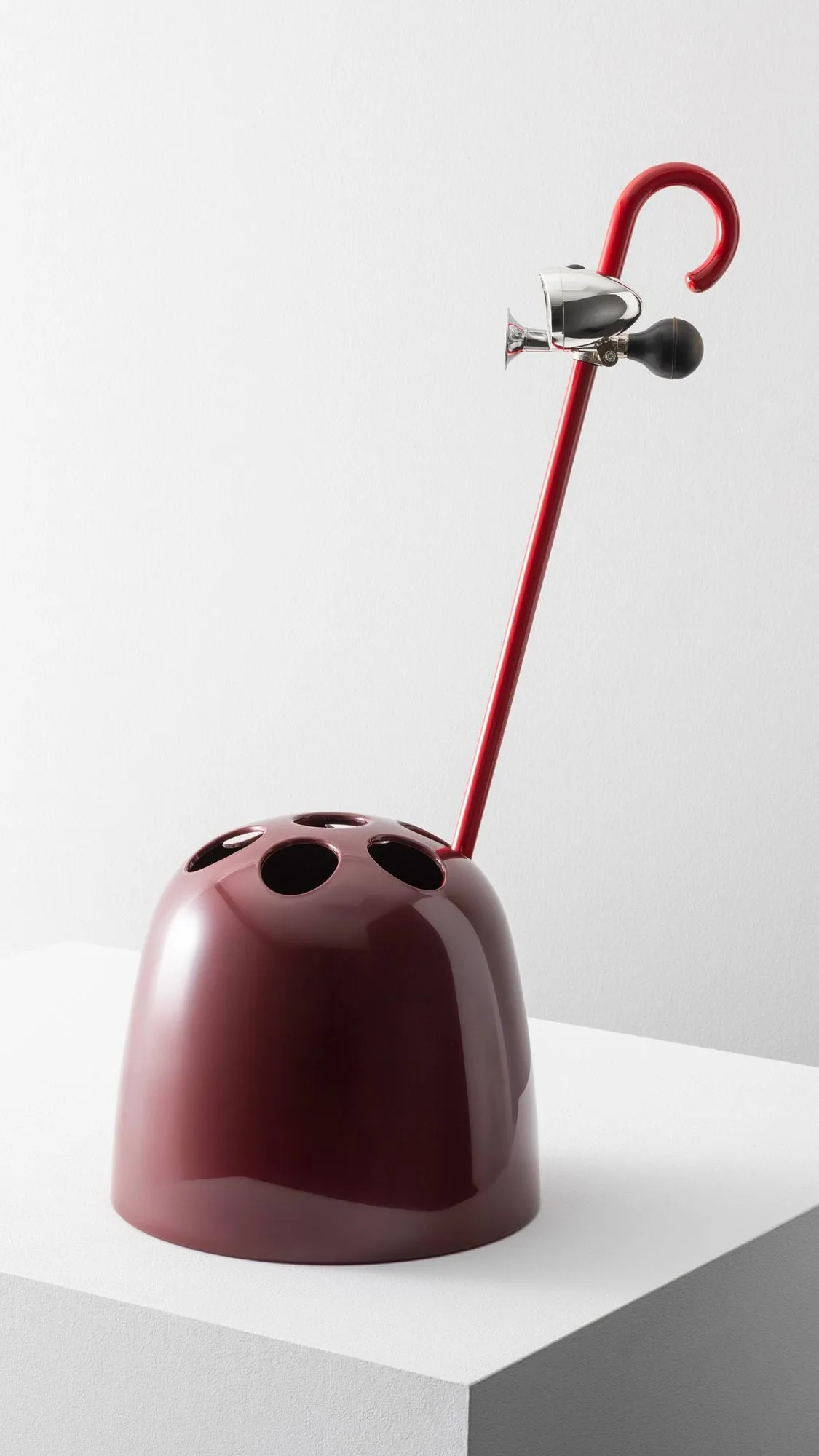 Dedalo sateenvarjoteline, Ruby red Artemide
