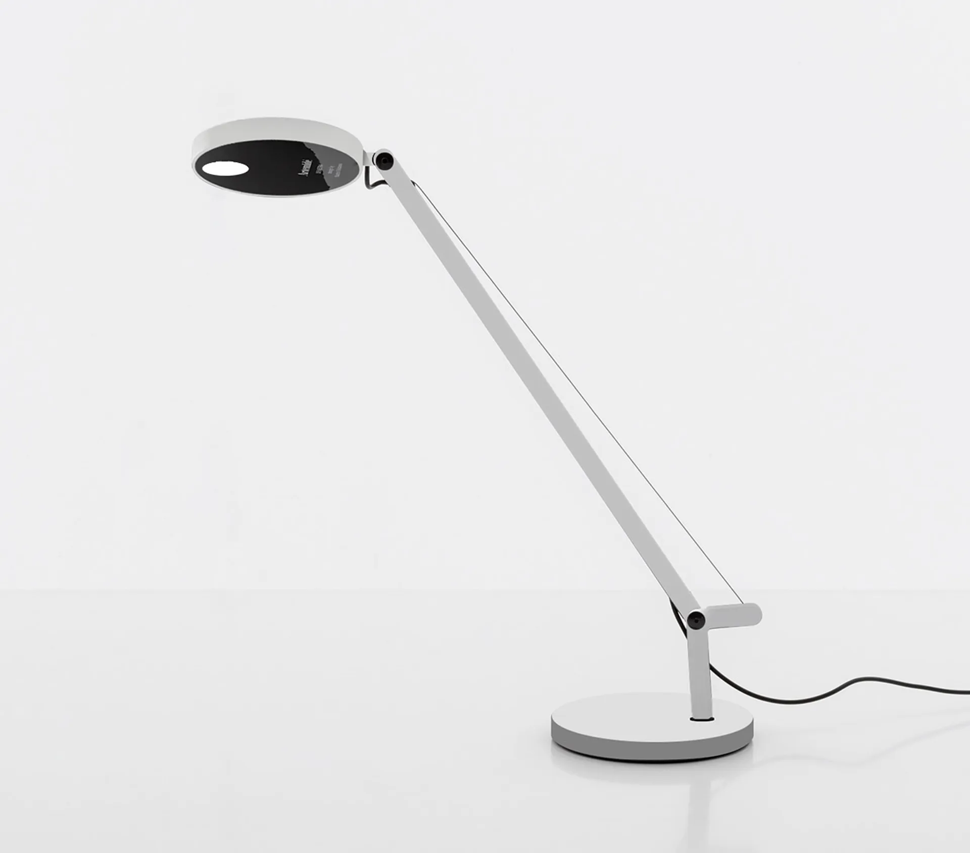 Demetra pöytälamppu - White,  Artemide