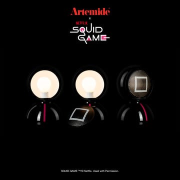 Eclisse x Squid Game pöytävalaisin Special Edition - Guard black - Artemide