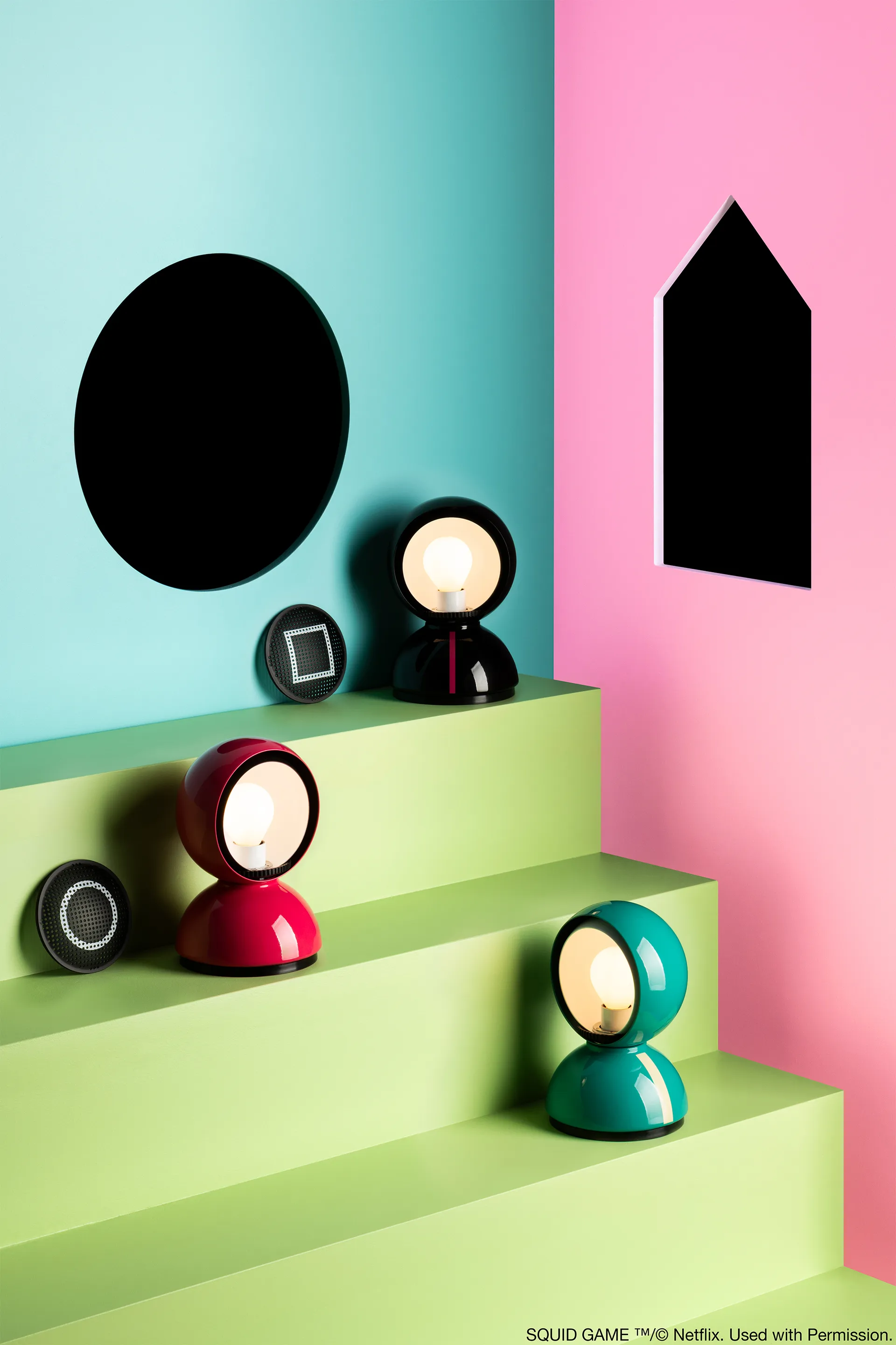 Eclisse x Squid Game pöytävalaisin Special Edition, Guard pink Artemide