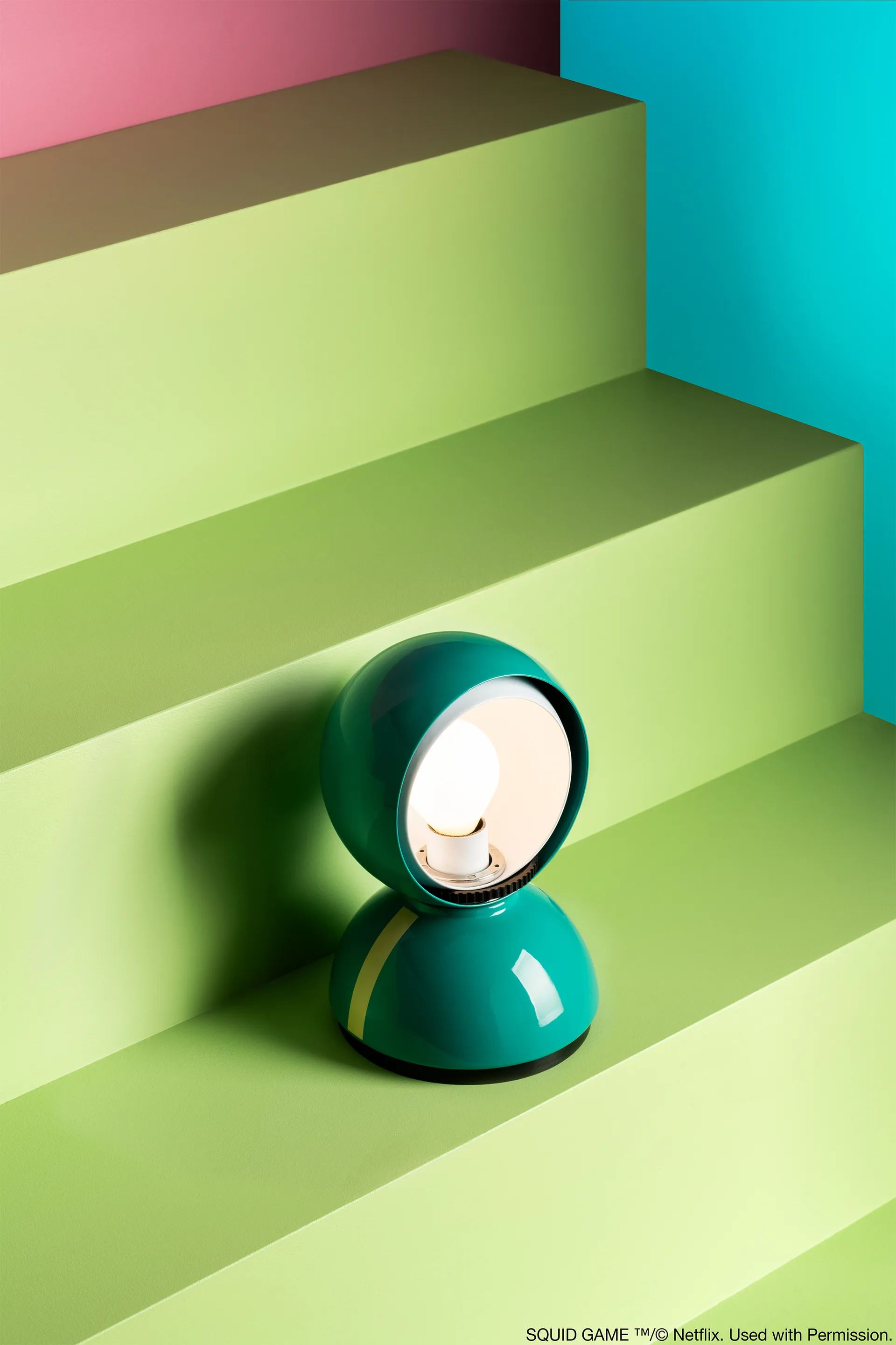 Eclisse x Squid Game pöytävalaisin Special Edition, Player Artemide