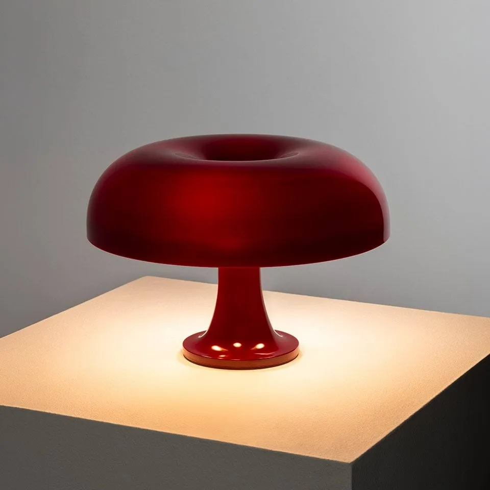 Nessino pöytälamppu, Ruby red Artemide