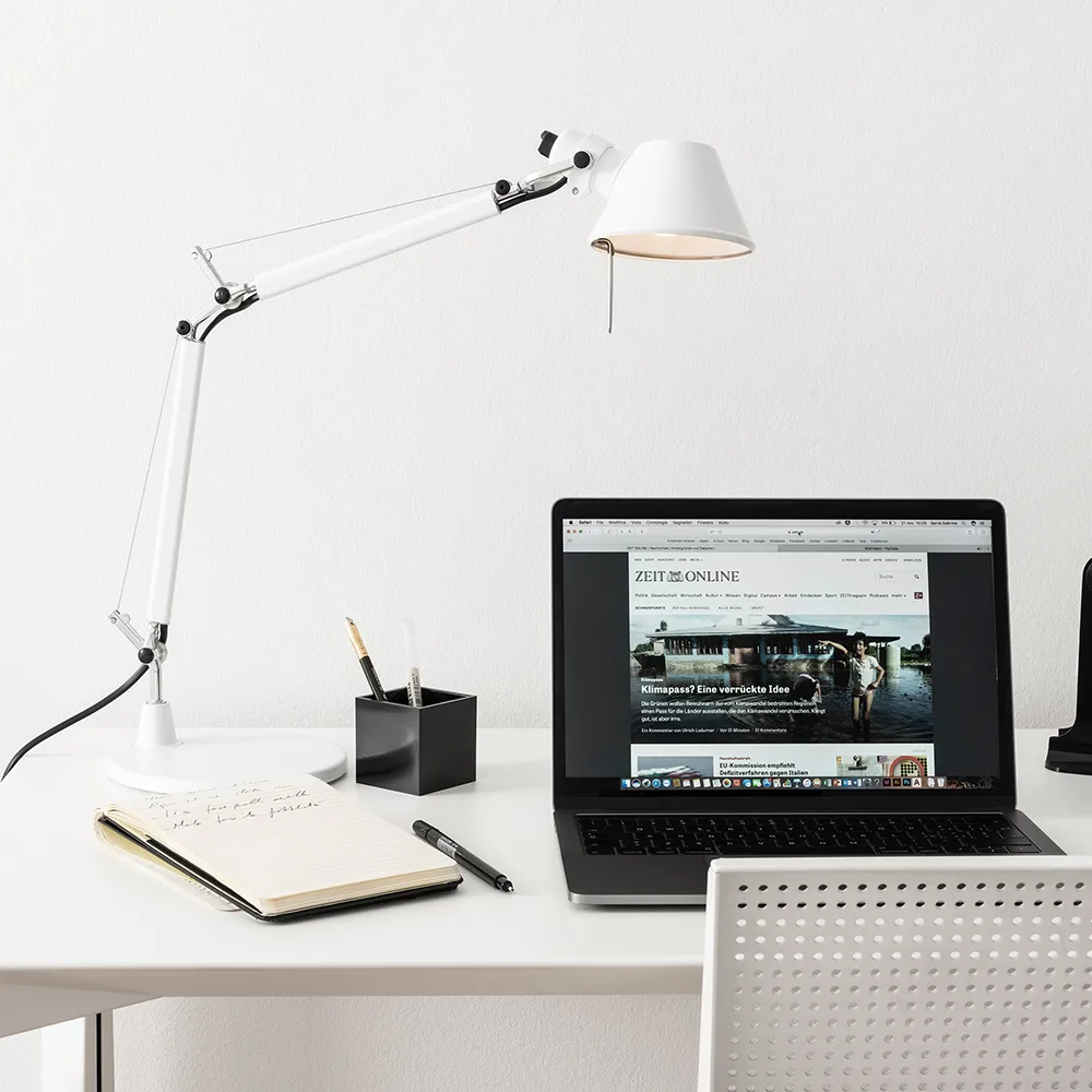 Tolomeo micro pöytälamppu, musta Artemide