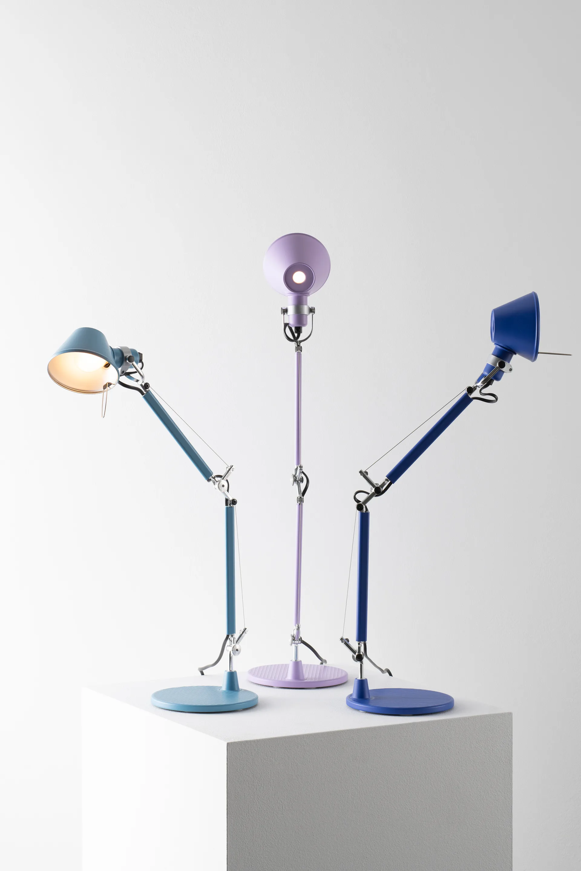 Tolomeo micro pöytävalaisin, Vaaleansininen Artemide