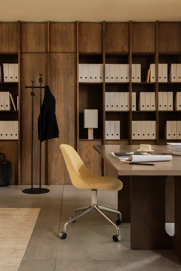 Afteroom vaatekoukku lattia - Musta - Audo Copenhagen