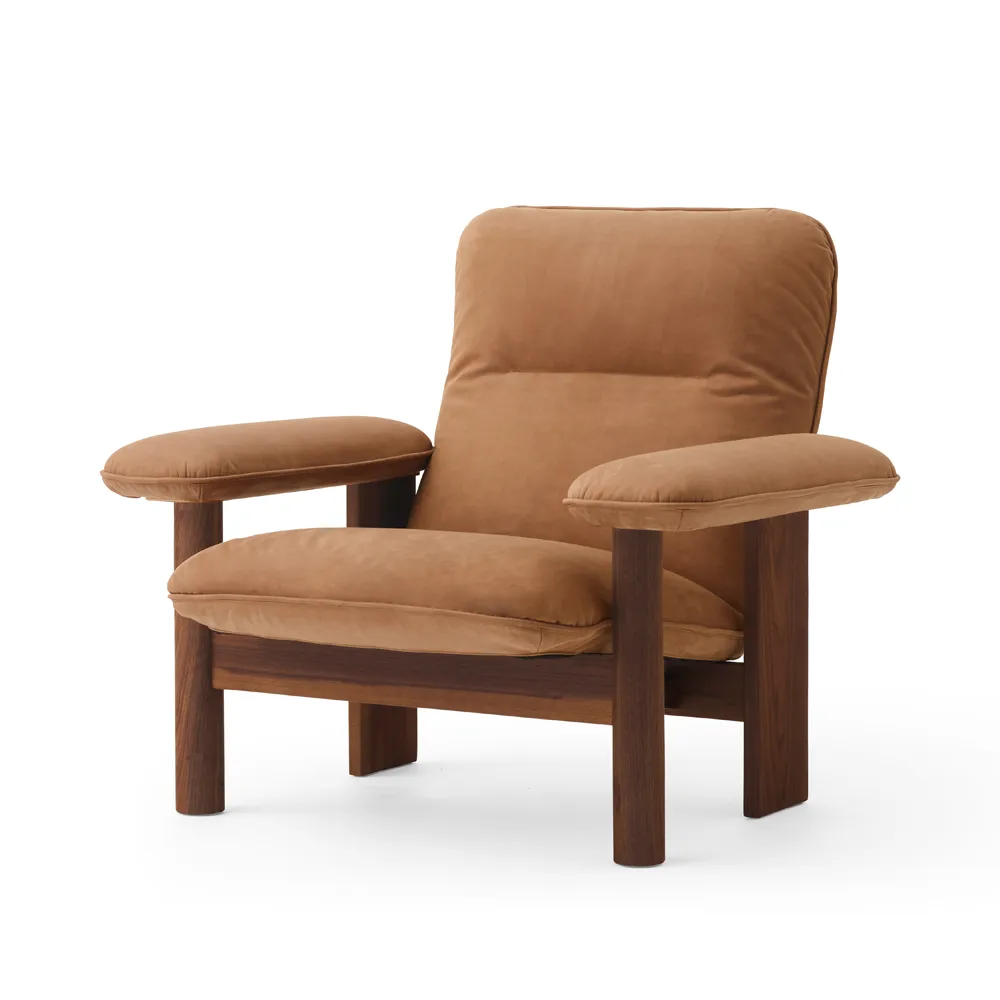 Brasilia nojatuoli, Walnut-Dunes camel leather 21004 Audo Copenhagen