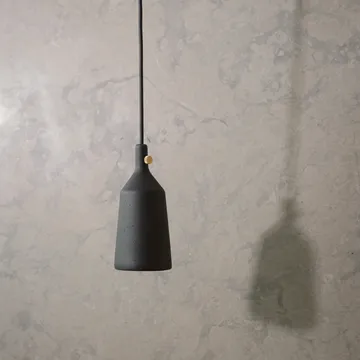 Cast shape 3 -riippuvalaisin - Musta - Audo Copenhagen