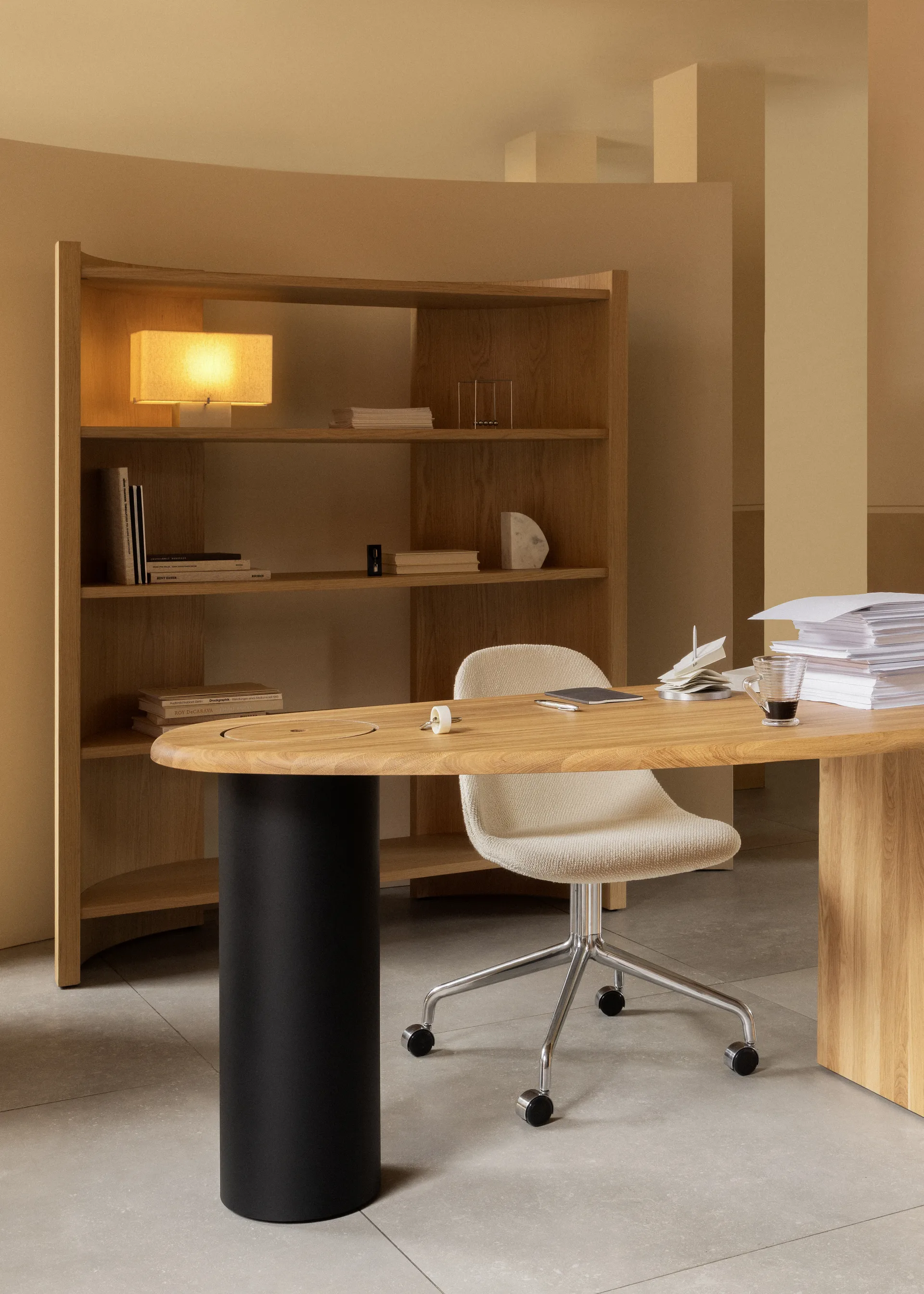 Crescent hylly, Käsittelemätön tammi, 150x173 cm Audo Copenhagen