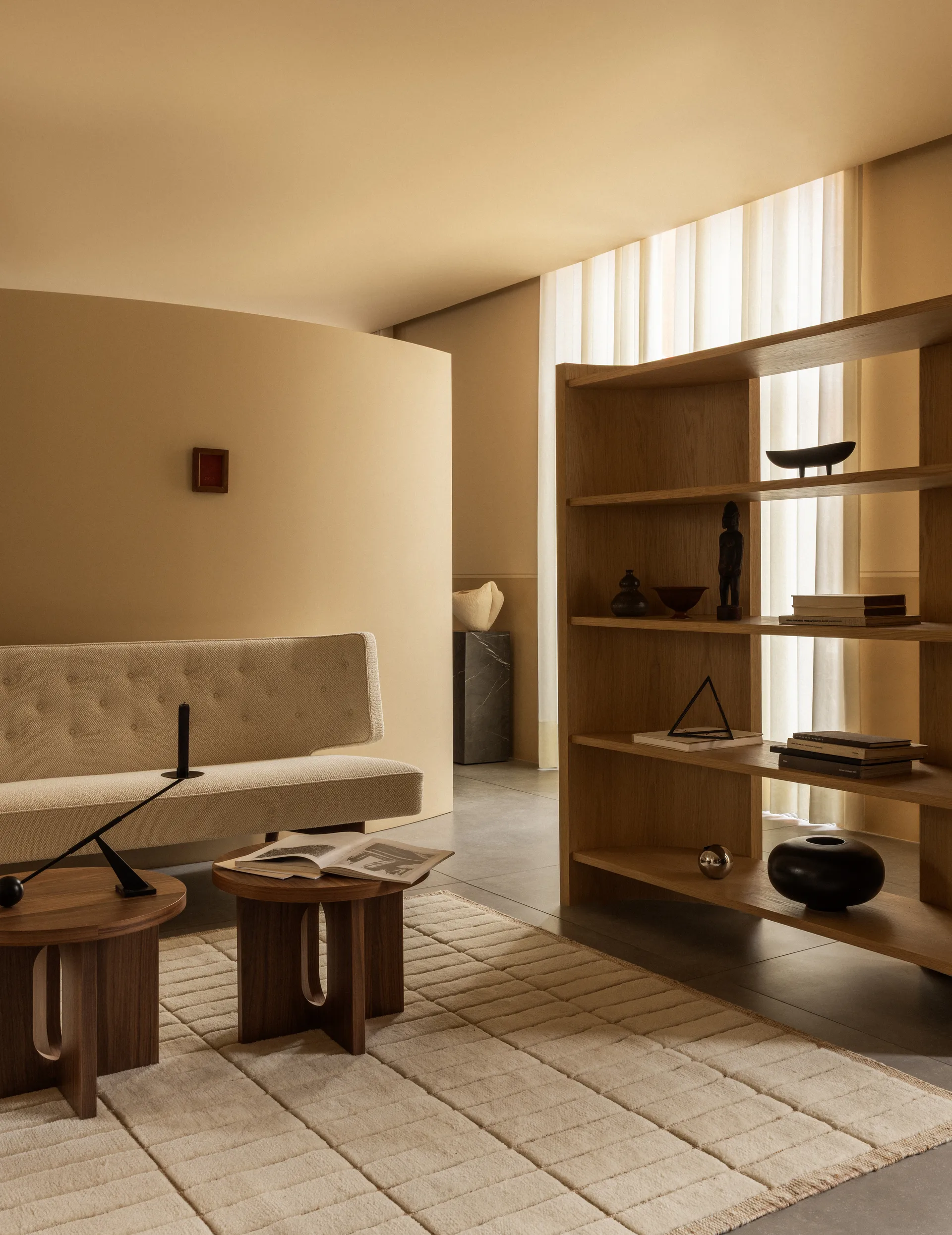 Crescent hylly, Käsittelemätön tammi, 150x173 cm Audo Copenhagen