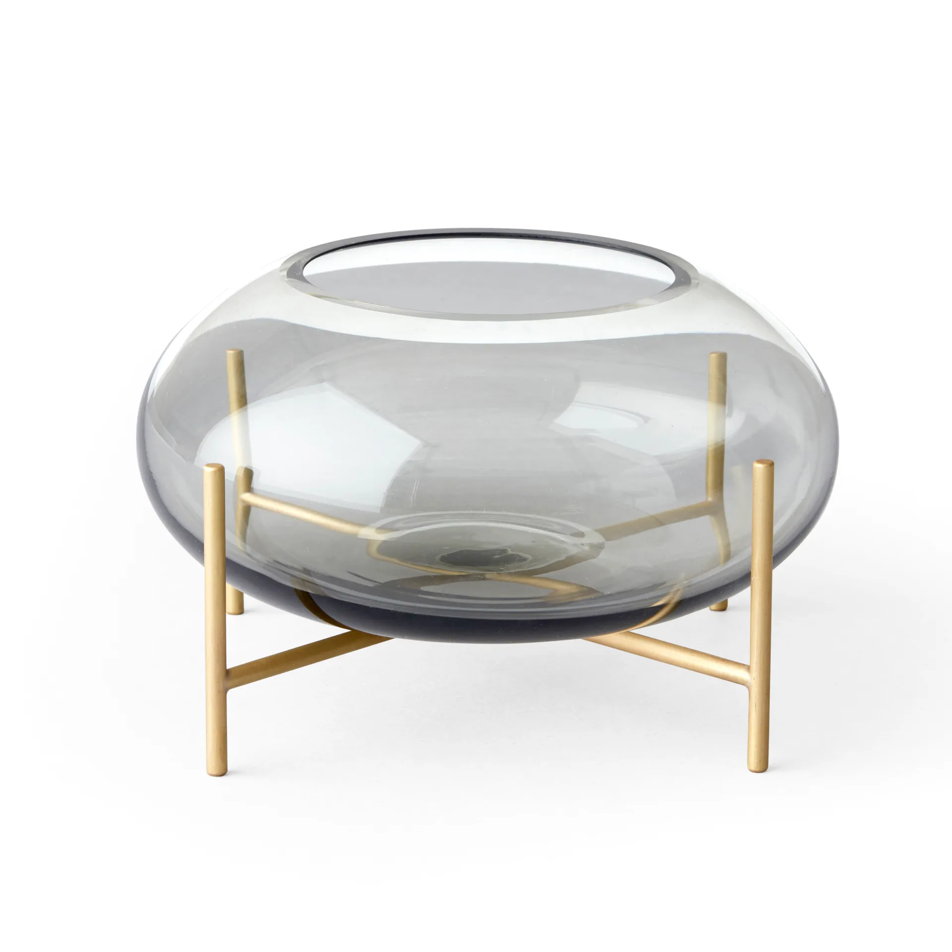 Échasse kynttilälyhty, harjattua messinkiä, Smoke Audo Copenhagen