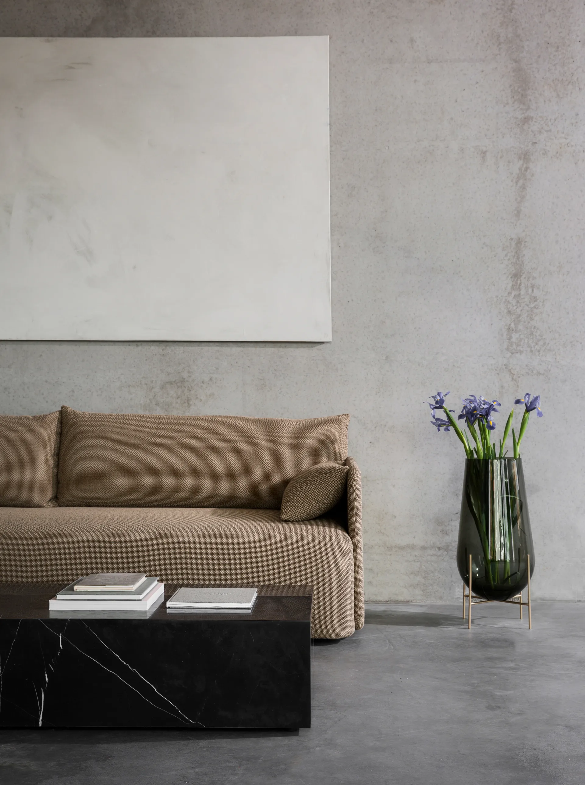 Échasse maljakko, savunvärinen lasi Audo Copenhagen