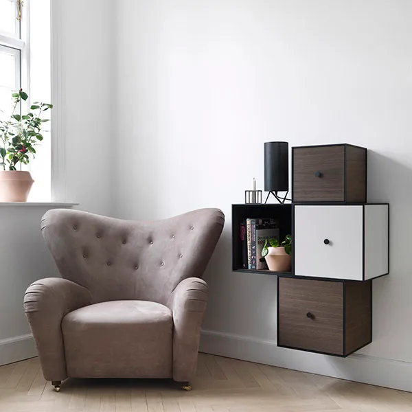 Frame 35 kuutio ovella, savustettu tammi Audo Copenhagen