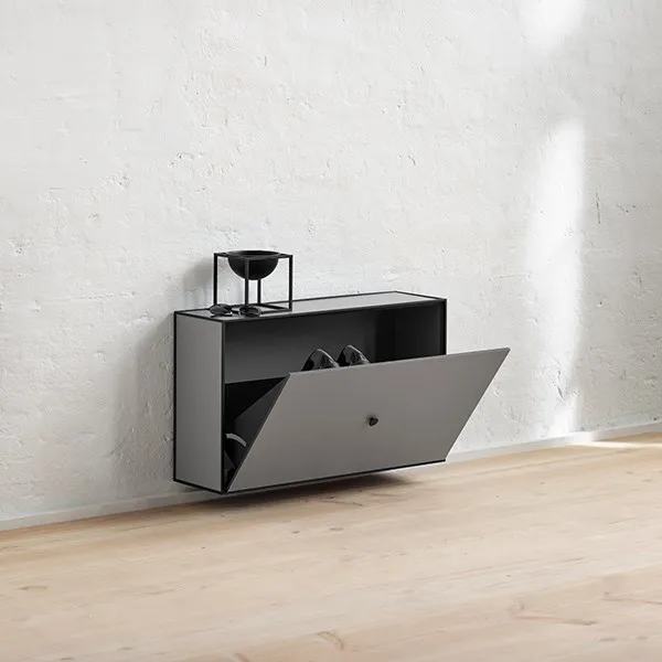 Frame kenkähylly, tummanharmaa Audo Copenhagen