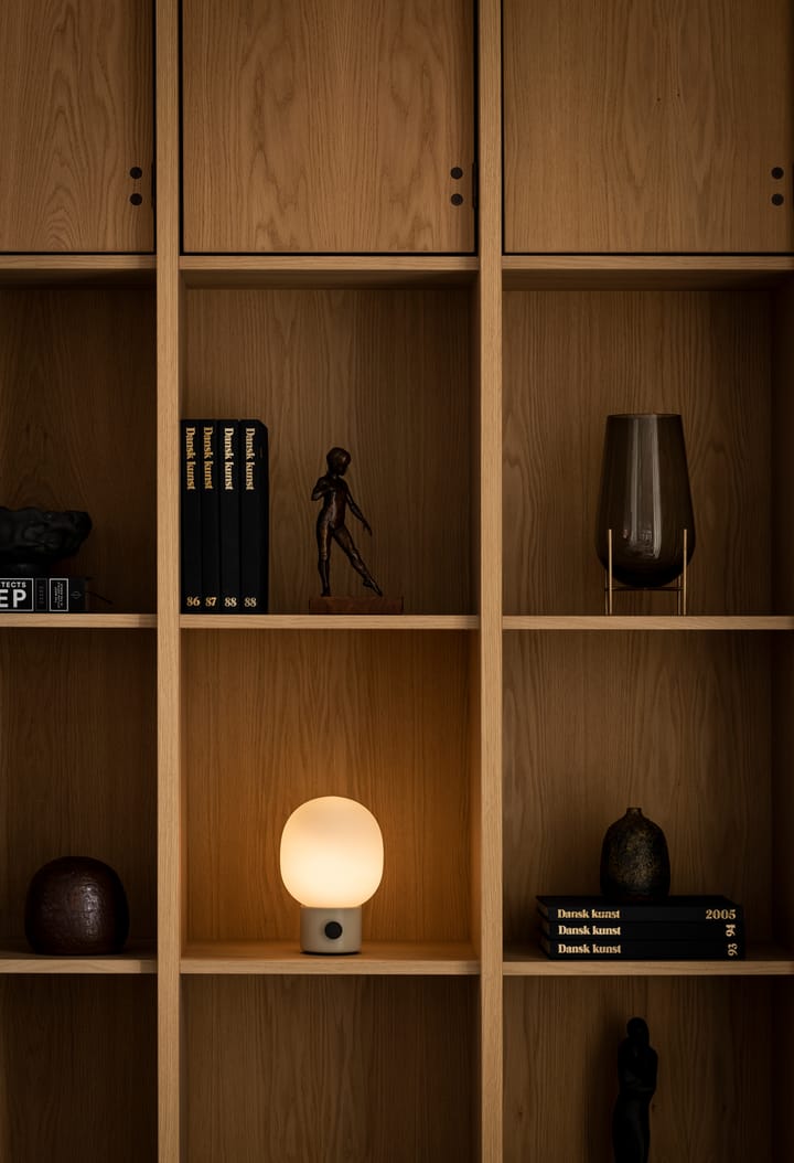 JWDA kannettava pöytävalaisin, Alabaster white Audo Copenhagen