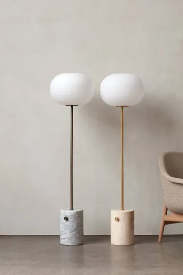 JWDA lattialamppu - Carrara-marmori–bronssattu messinki, 130 cm - Audo Copenhagen