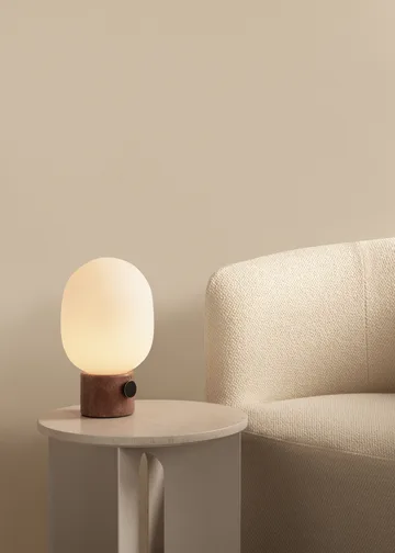 JWDA pöytävalaisin - Red travertine, Large - Audo Copenhagen