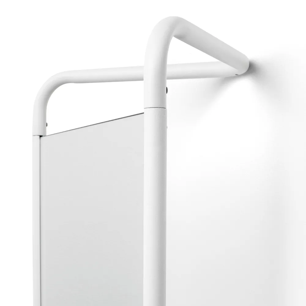 Kaschkasch lattiapeili, Valkoinen Audo Copenhagen