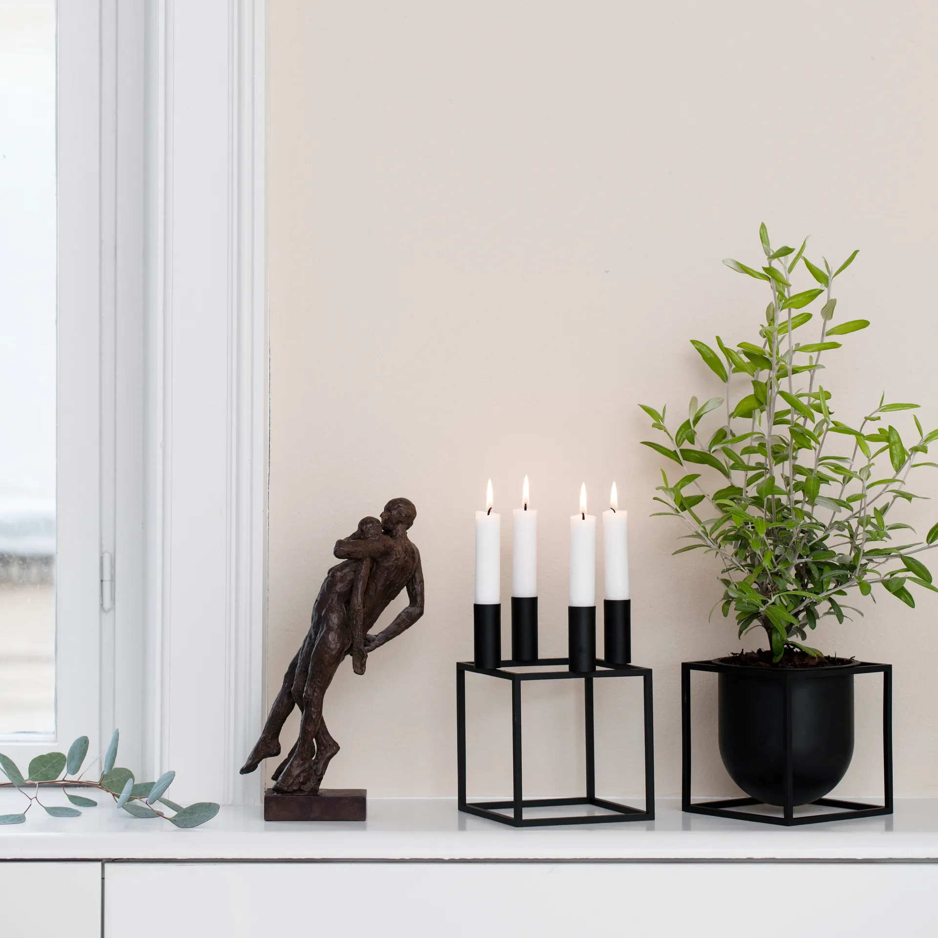 Kubus kukkaruukku 14 cm, Musta Audo Copenhagen