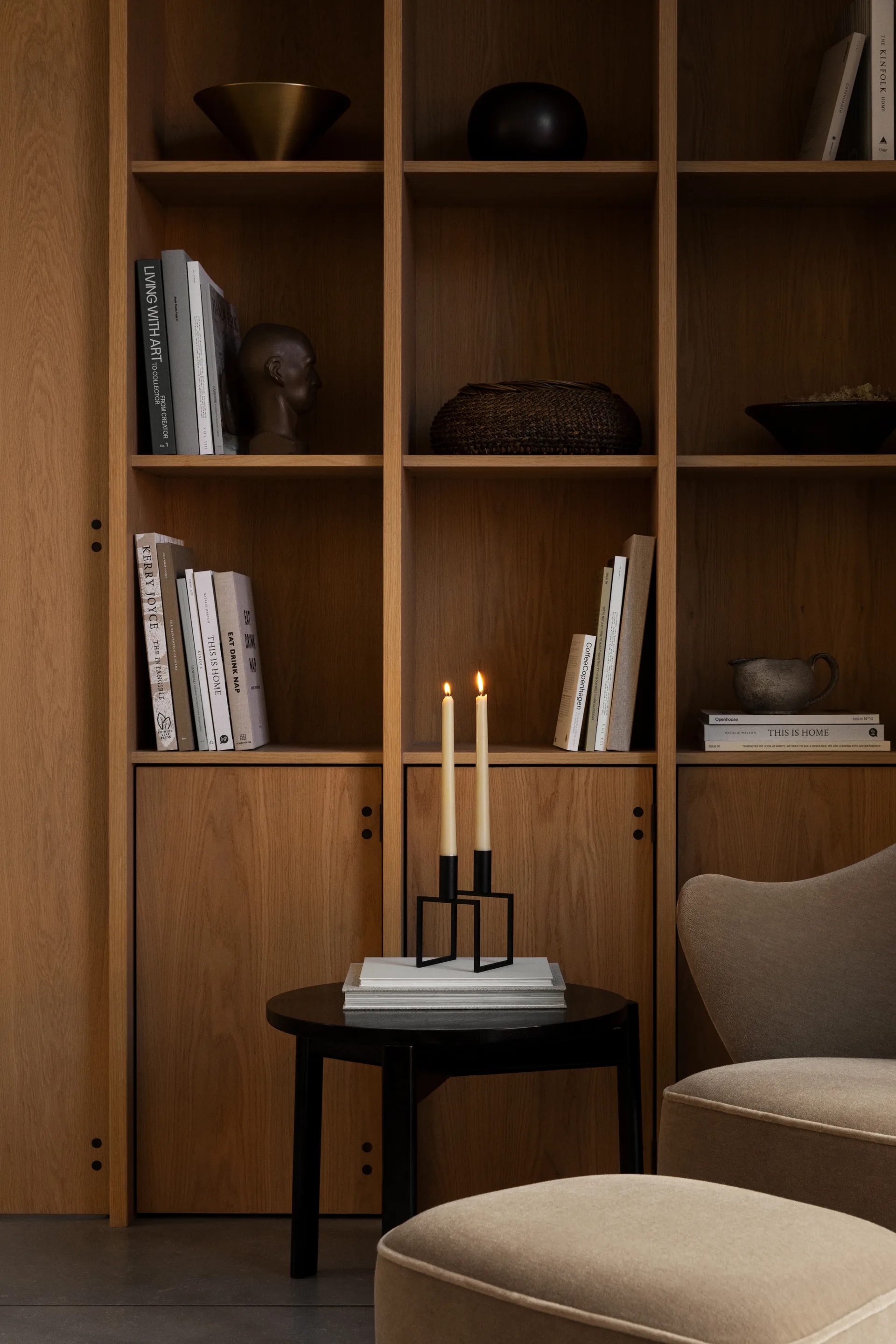 Line kynttilänjalka, musta Audo Copenhagen