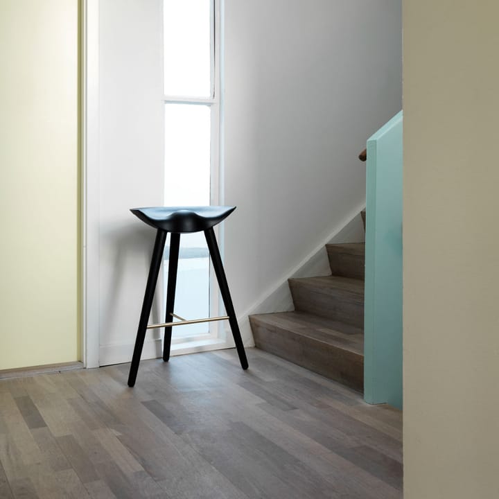 ML 42 -baarijakkara, Black stained beech, brass Audo Copenhagen